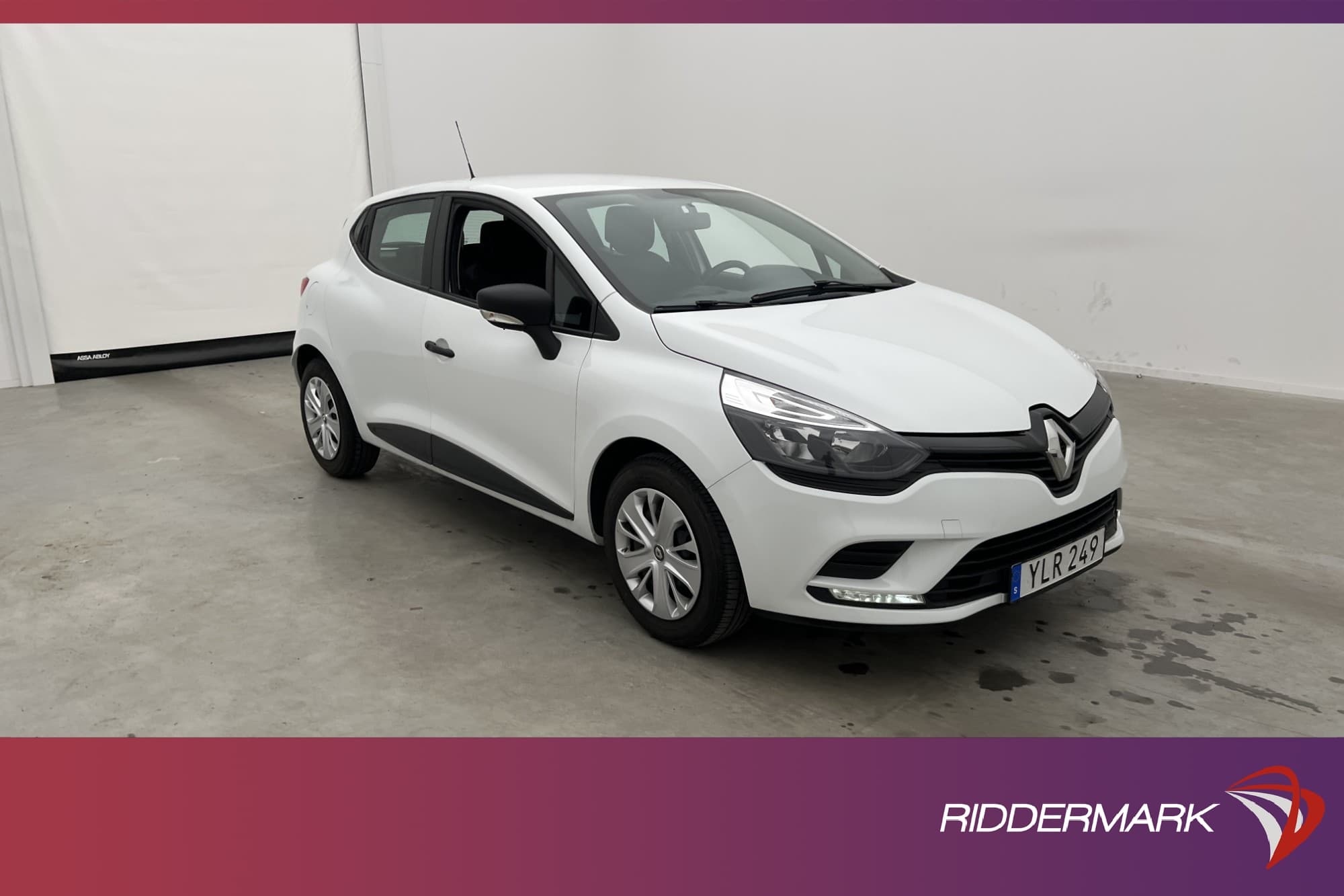 Renault Clio 1.2 73hk