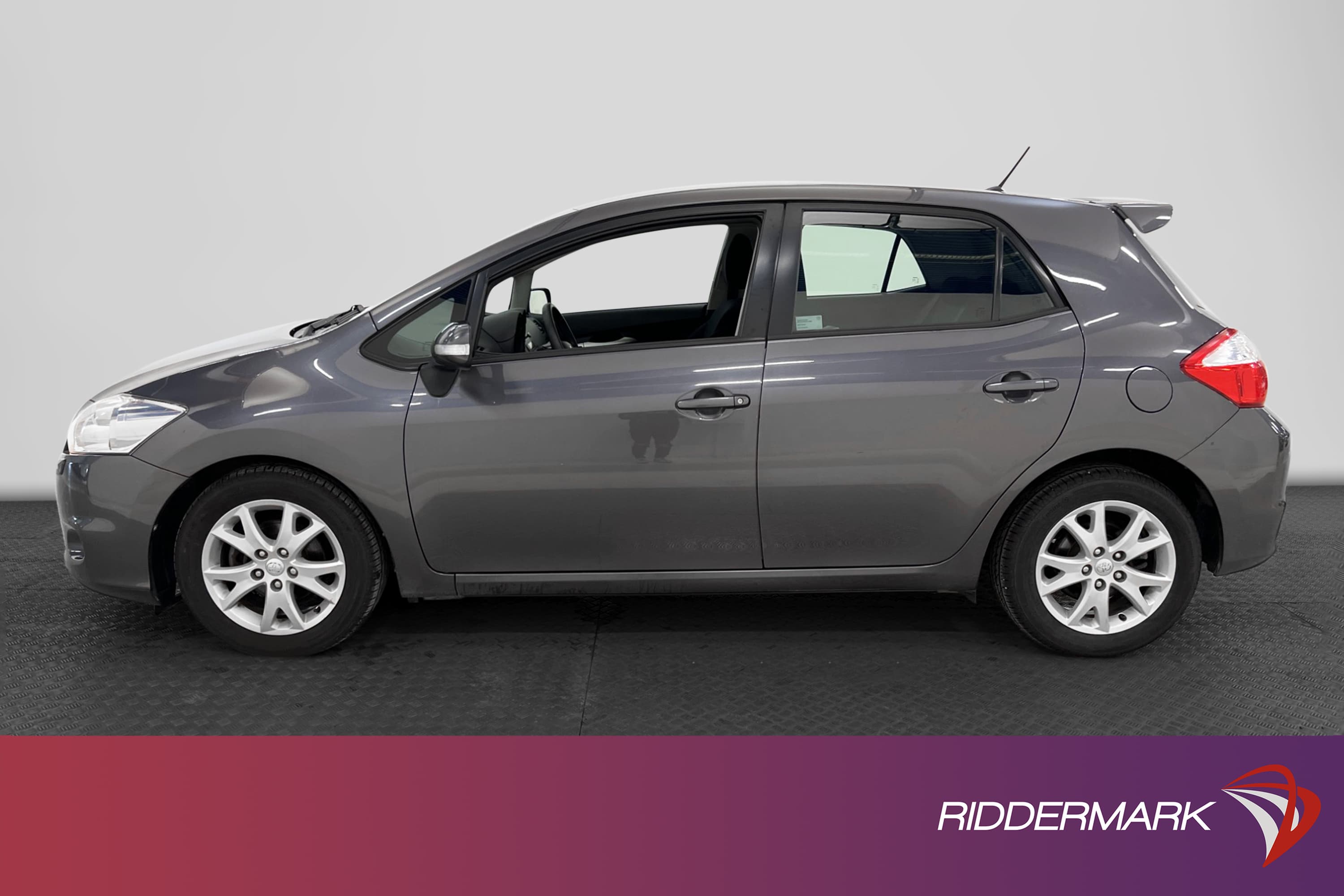 Toyota Auris 1.6 132hk M&K-Värmare