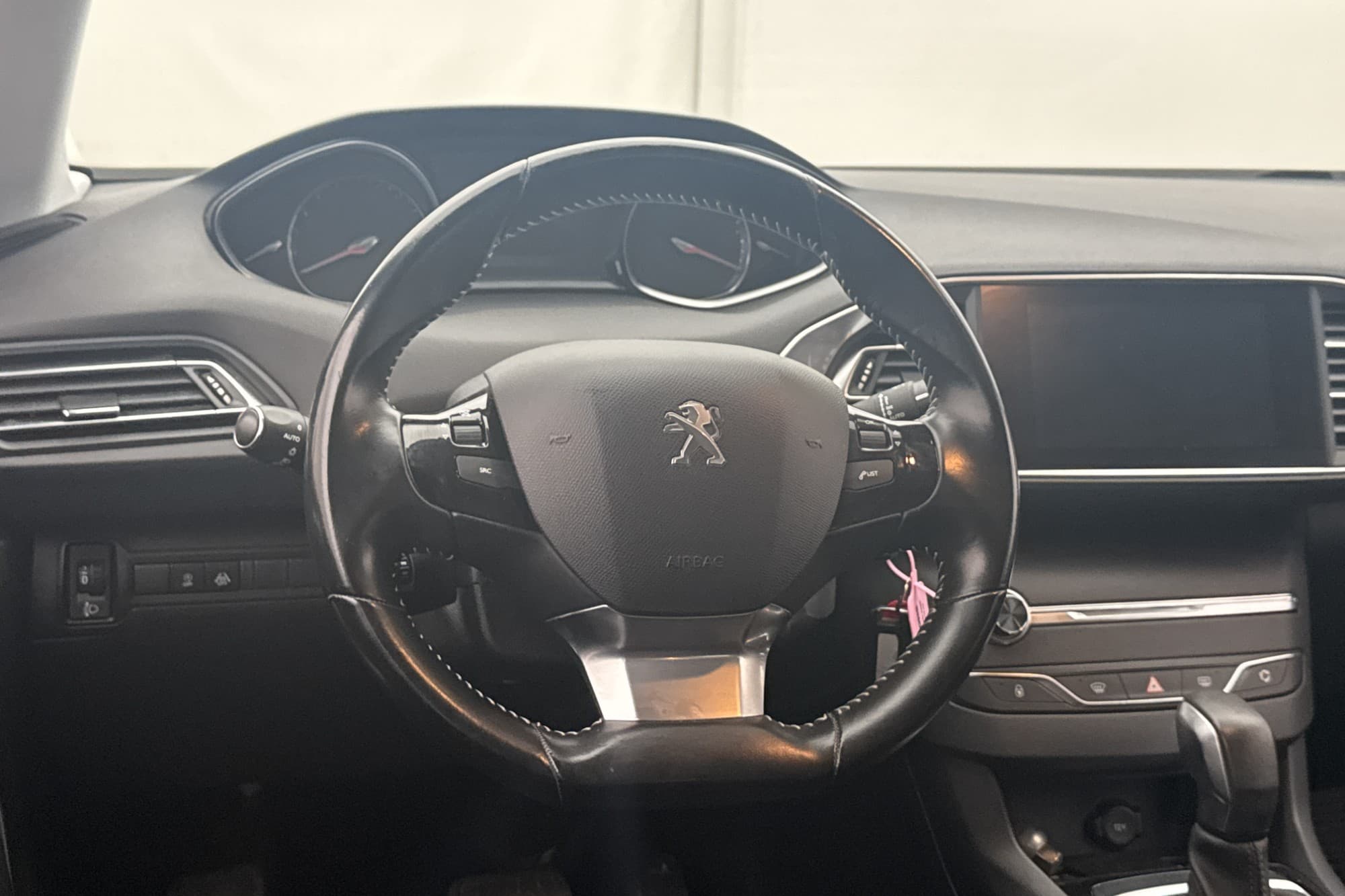 Peugeot 308 120hk Active MOMS Sensorer Farthållare 0,36l/mil
