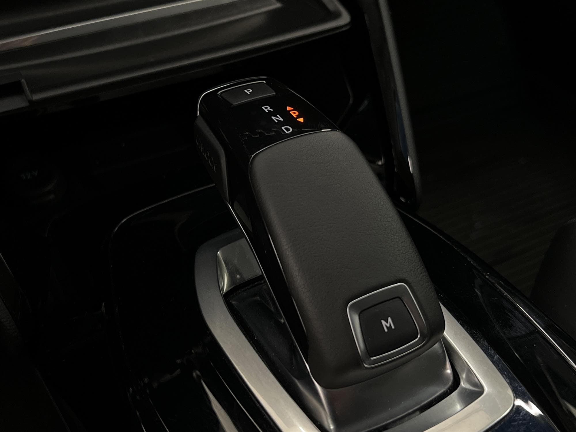 Peugeot 2008 1.2 PureTech 130hk Allure Drive Mode B-Kam Drag