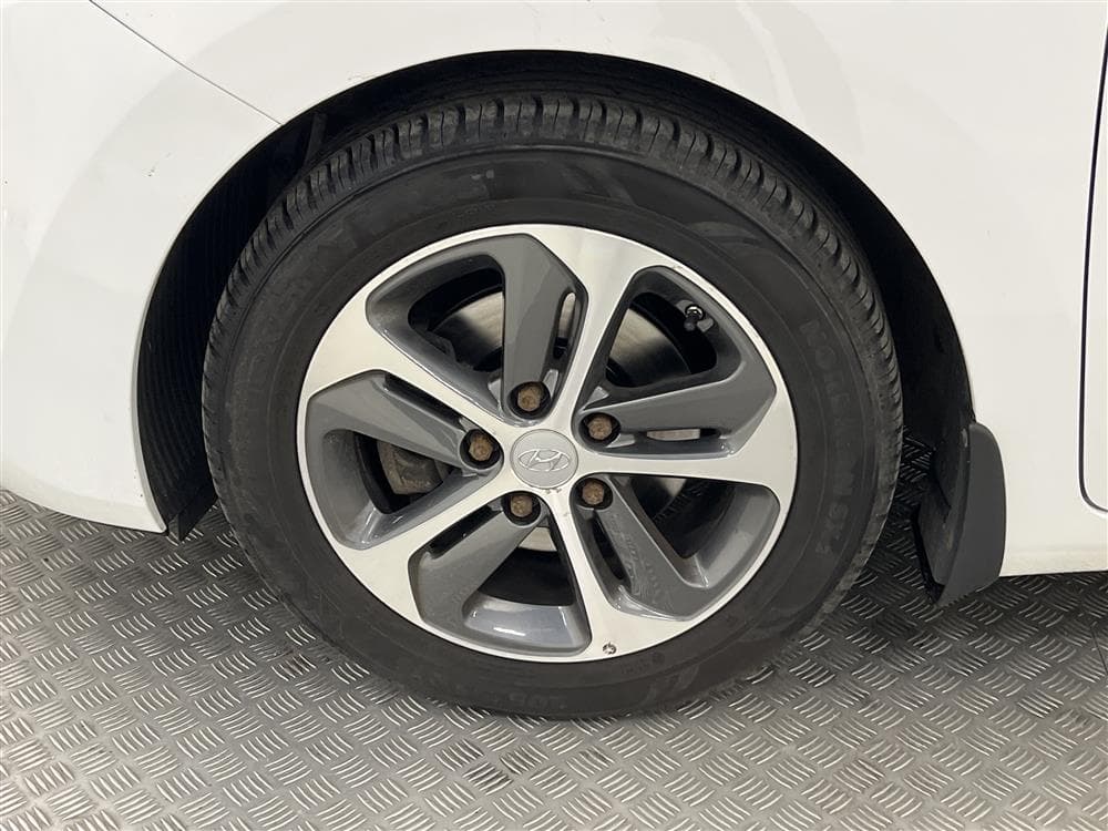 Hyundai i30 1.6 D 136hk Drag Rattvärme Nyservad 0.39l/milinteriör