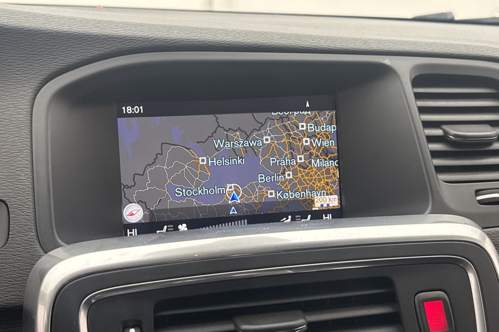 Volvo V60 Cross Country D4 Classic Momentum VOC Värm Drag