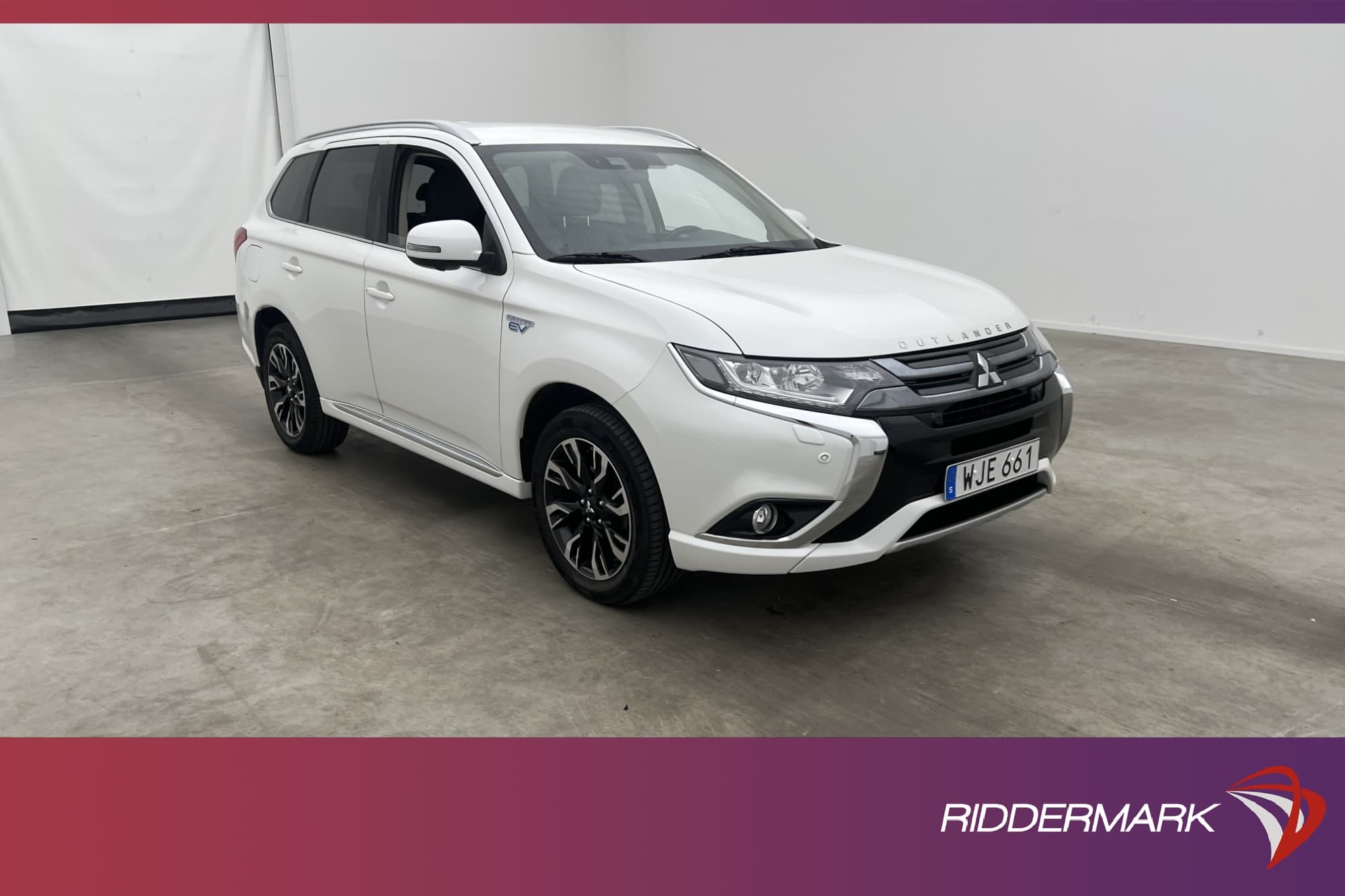 Mitsubishi Outlander PHEV 4WD