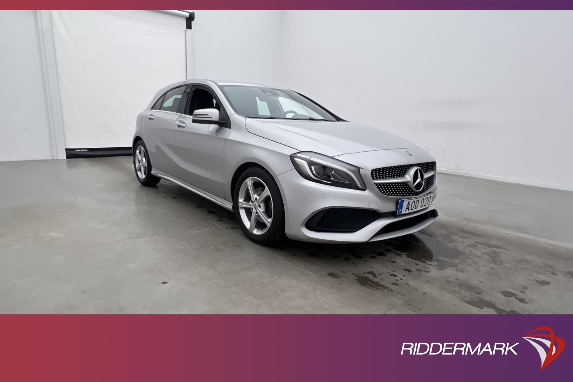 Mercedes-Benz A 200 d 136hk AMG Kamera CarPlay Drag