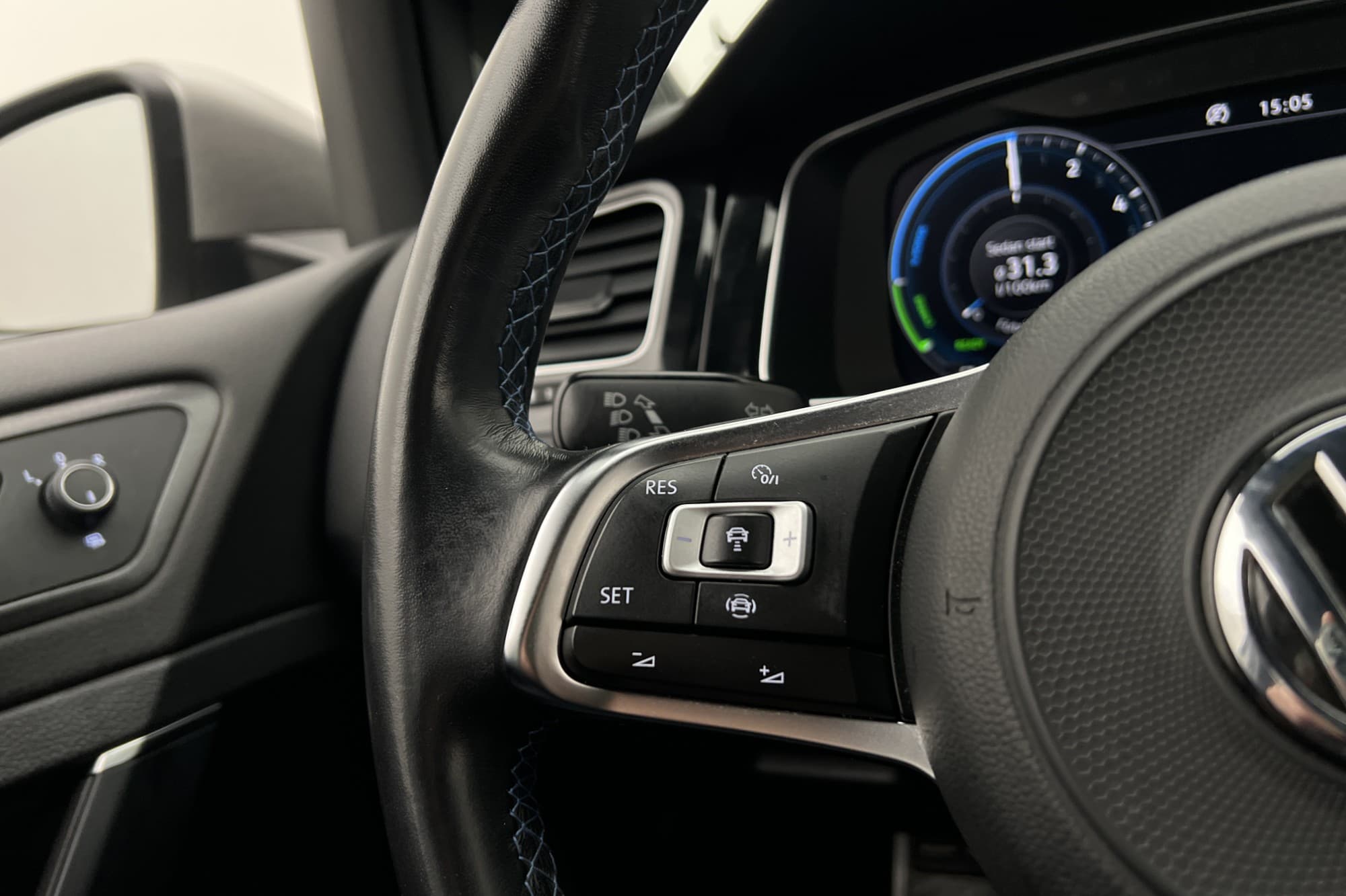 Volkswagen Golf GTE 1.4 TSI Cockpit Värm CarPlay Adapt-fart