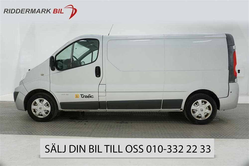 Renault Trafic 2.0 dCi 115hk L2 Värmare Drag Moms 
