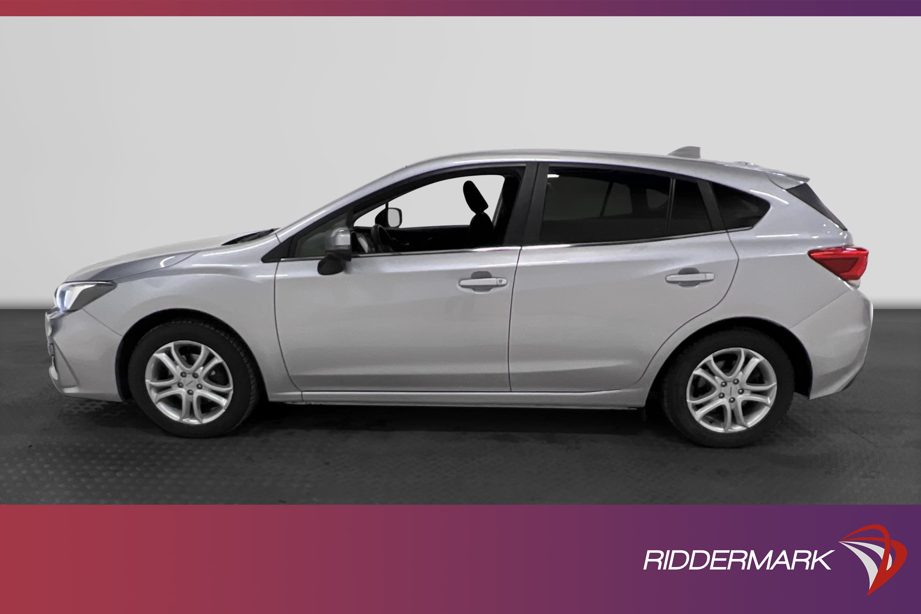 Subaru Impreza 2.0 156hk 4WD B-kamera Nyservad Nybesiktigad