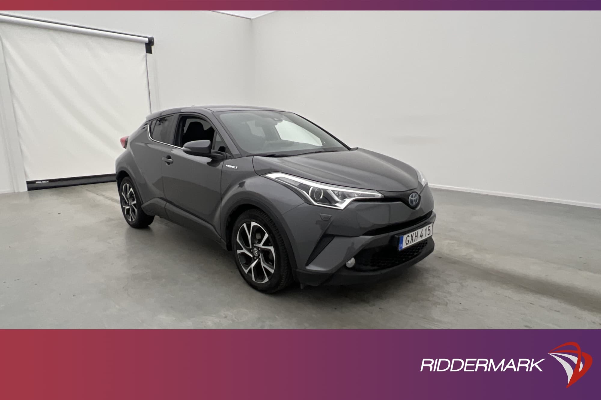 Toyota C-HR Hybrid 122hk