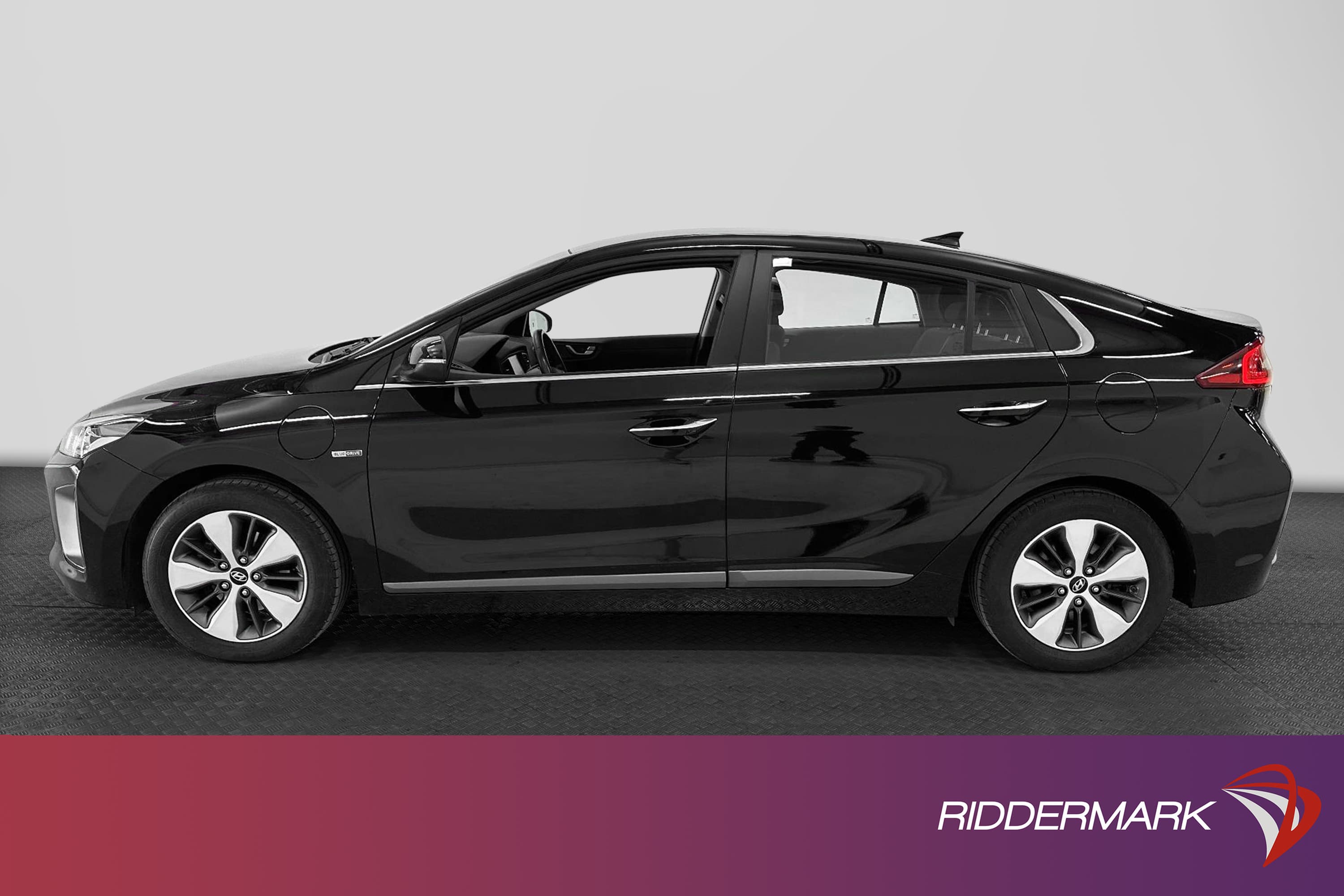 Hyundai IONIQ Plug-in 164hk