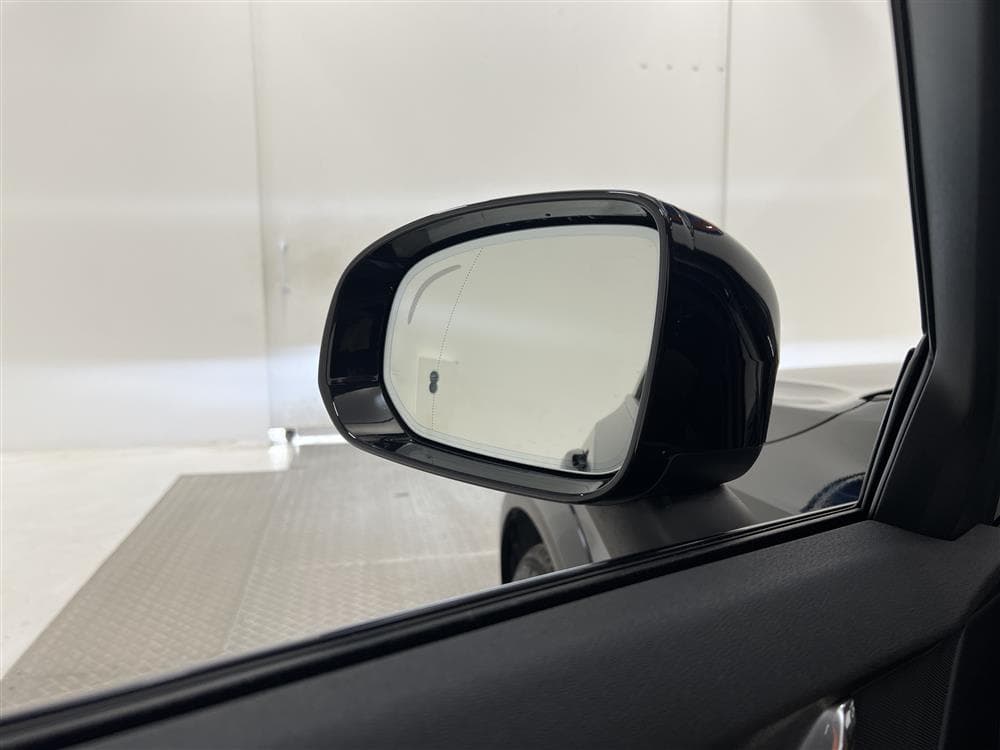 Volvo V90 D4 Cross Country AWD Pro VOC Värmare Navi HUD Drag