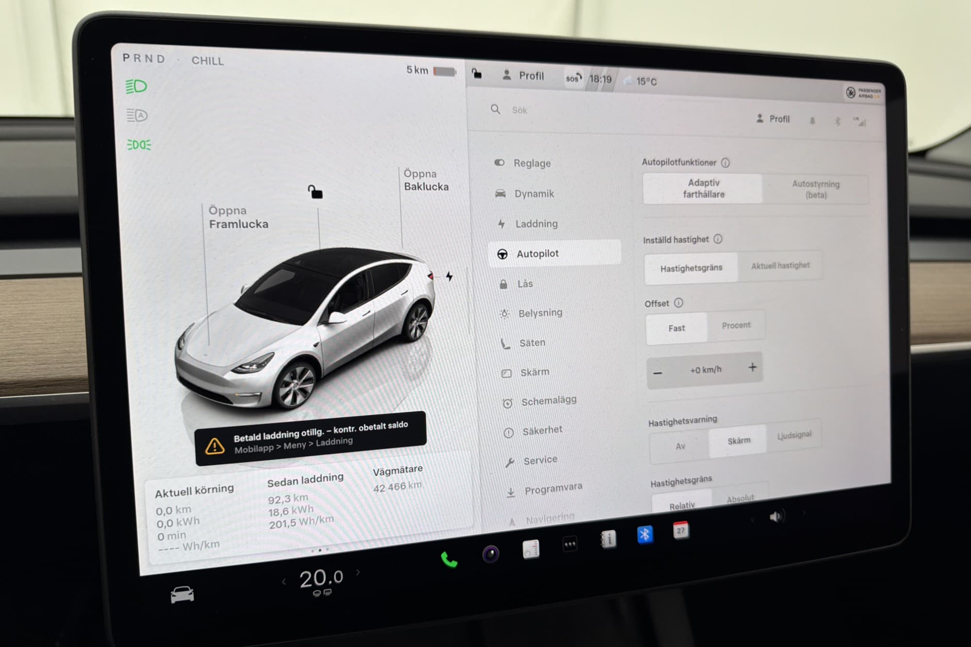 Tesla Model Y Long Range AWD Autopilot Sv-Såld MOMS