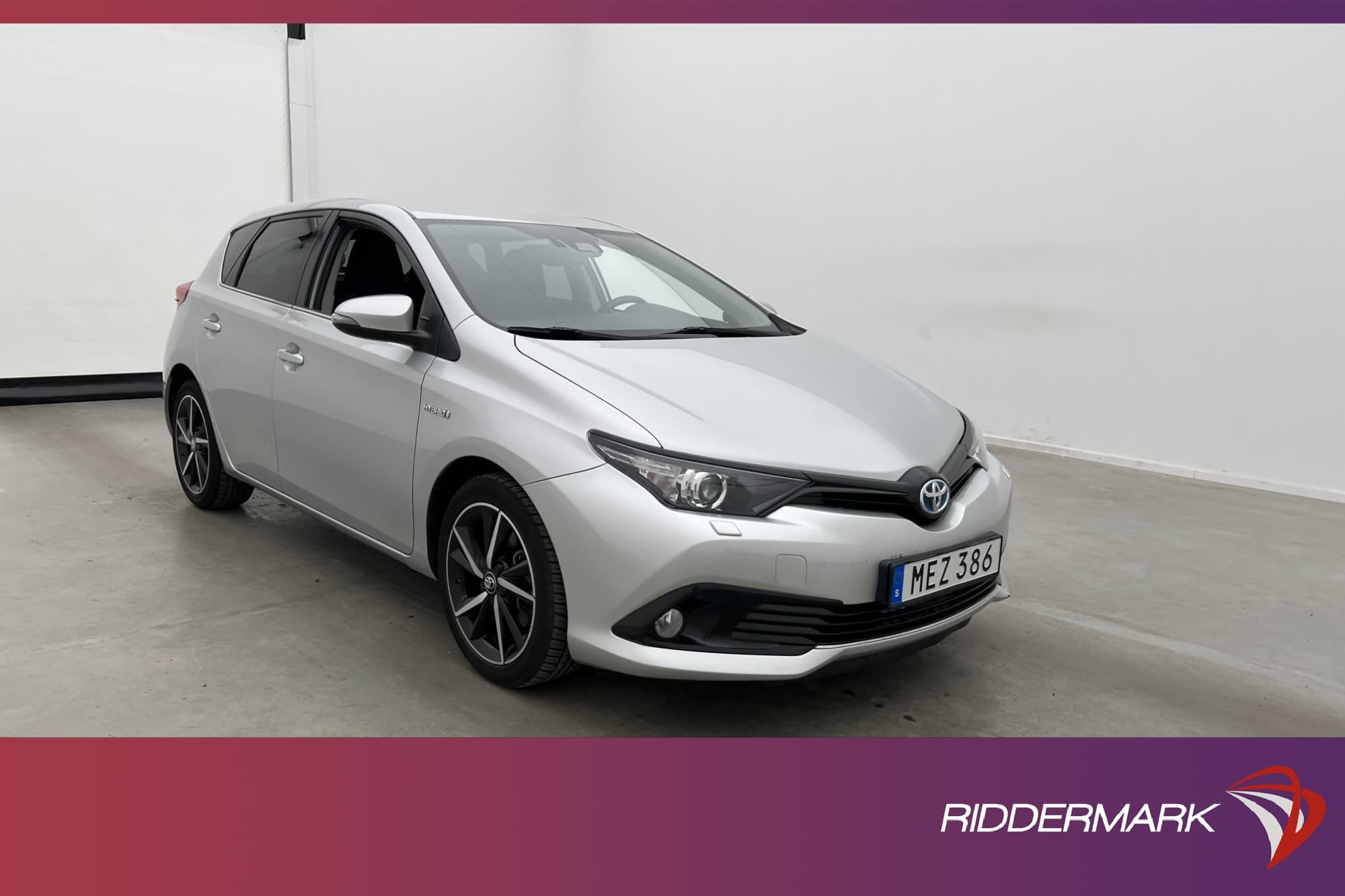 Toyota Auris Hybrid 136hk