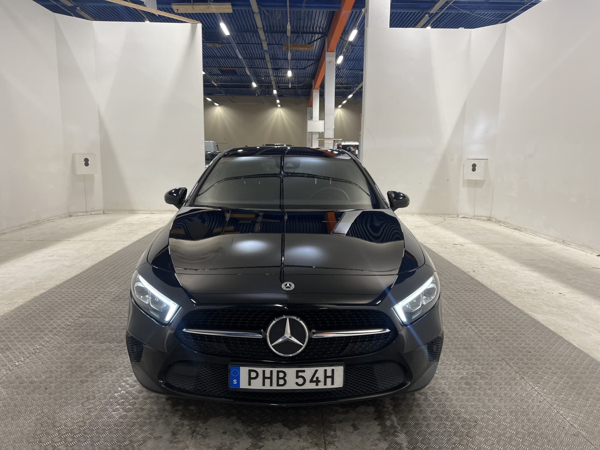 Mercedes-Benz A 180 136hk