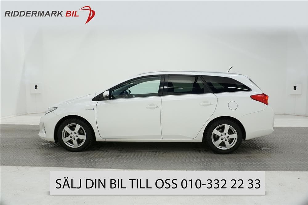 Toyota Touring Sports Hybrid VVT-i 136hk