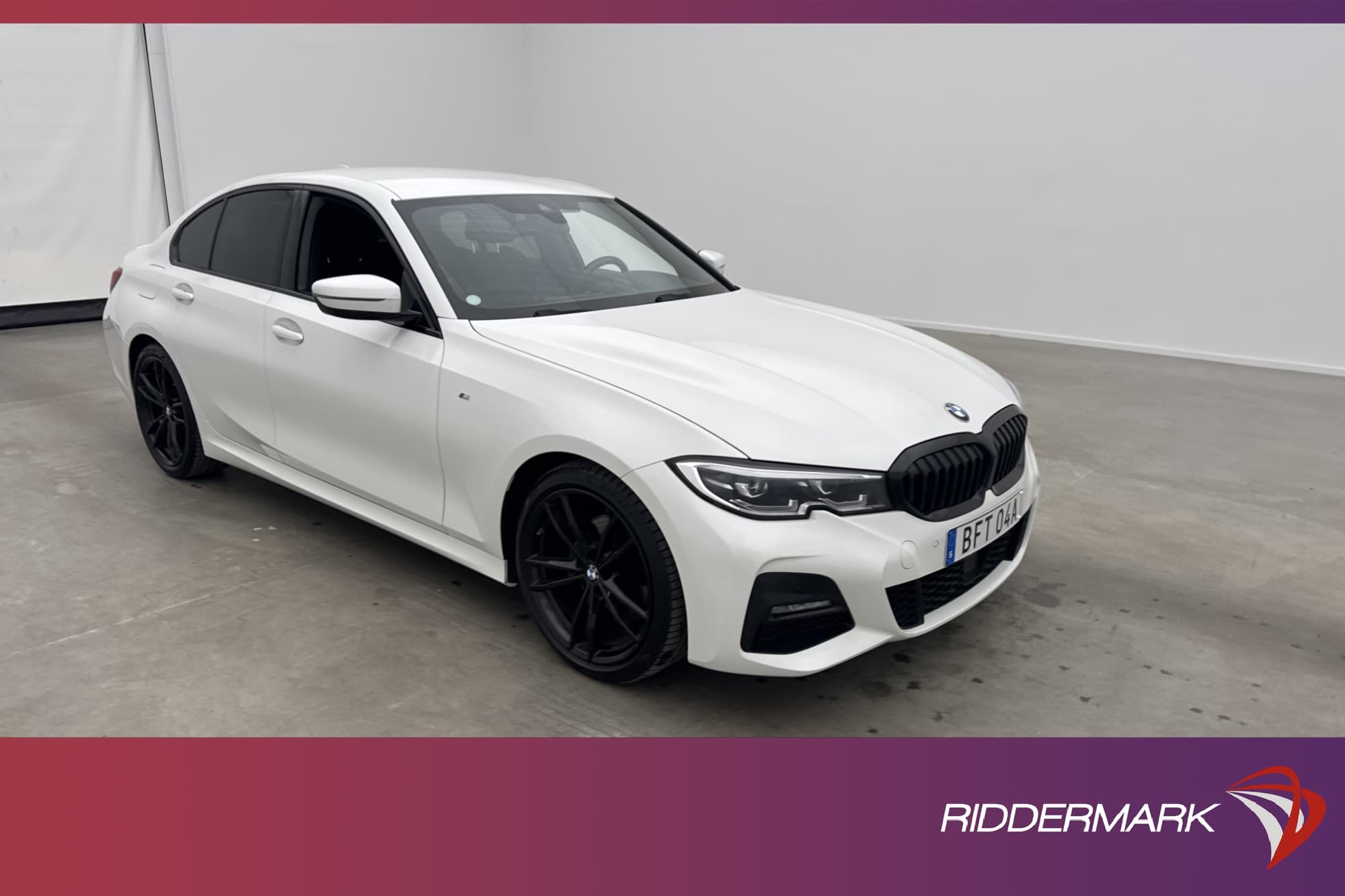 BMW 320 i Sedan 184hk M Sport H/K Cockpit Navi