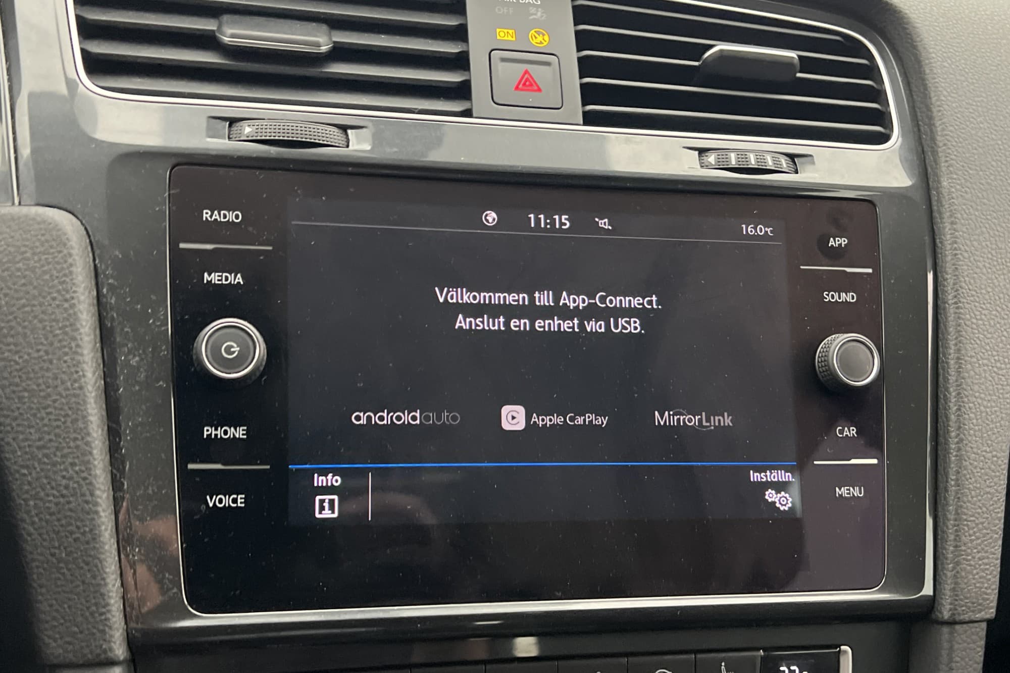 Volkswagen Golf Sportscombi TDI 116hk D-Värmare CarPlay