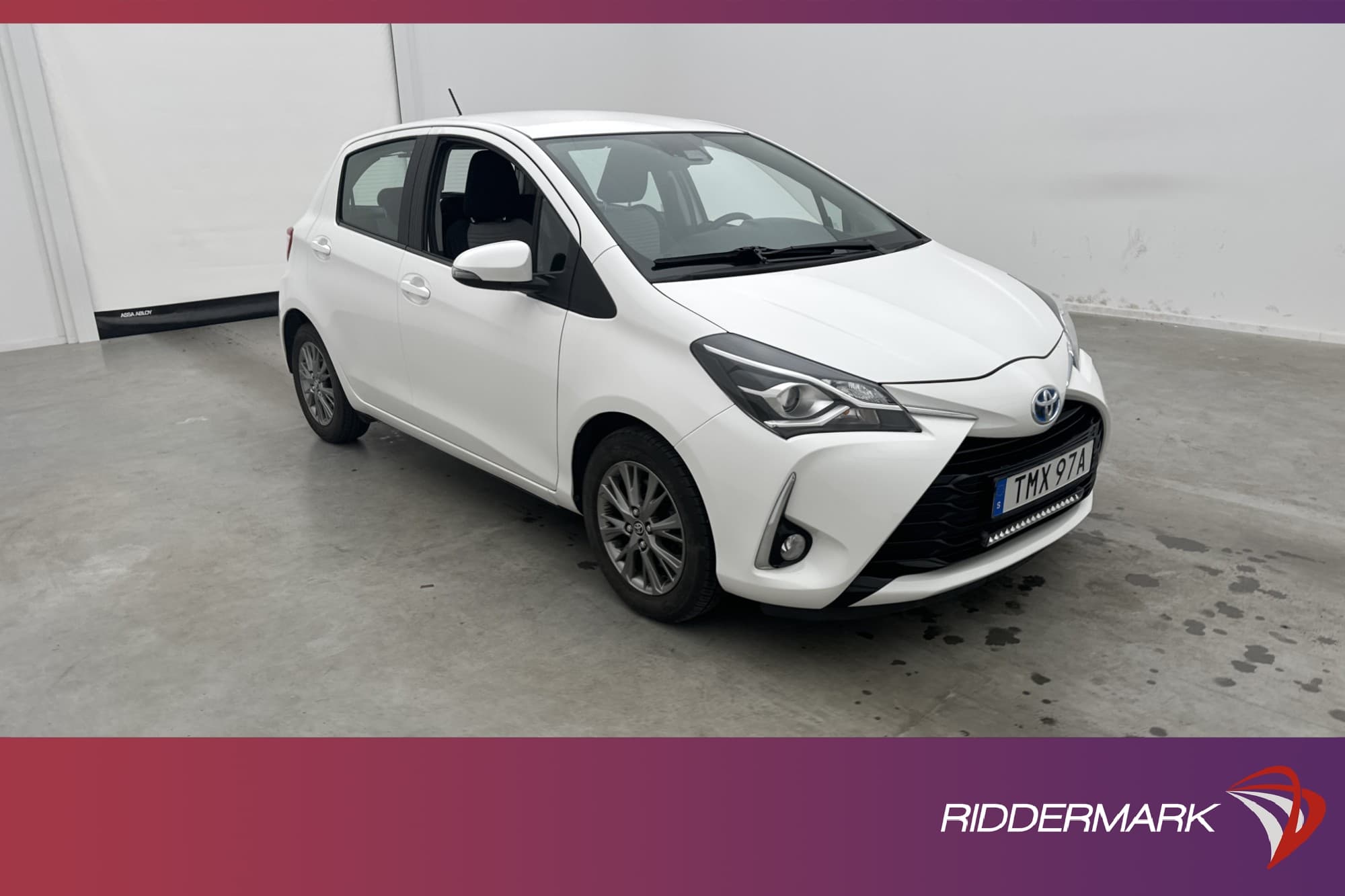 Toyota Yaris Hybrid e-CVT 101hk