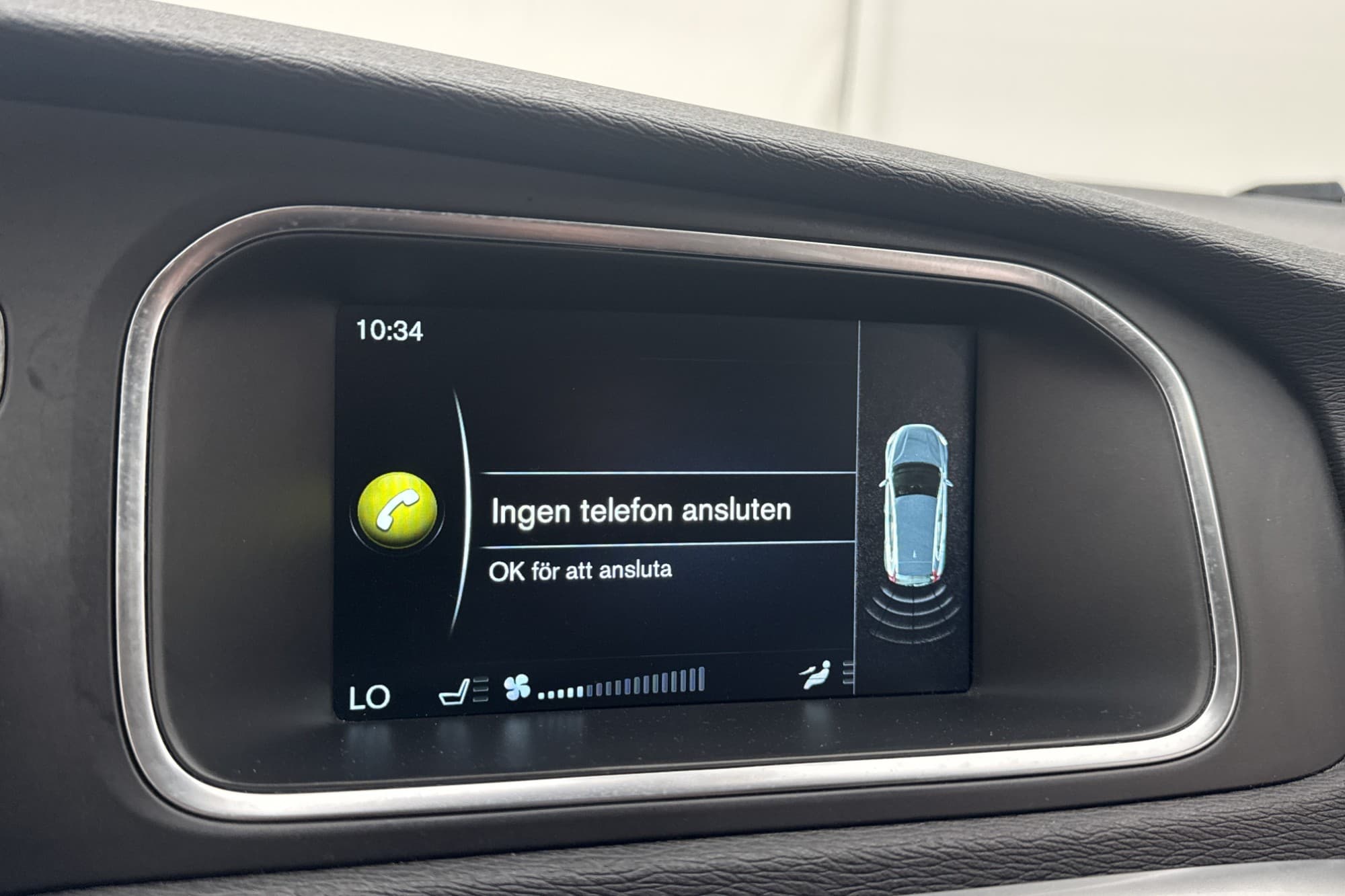 Volvo V40 D2 Momentum VOC D-Värmare P-Sensorer Halvskinn 
