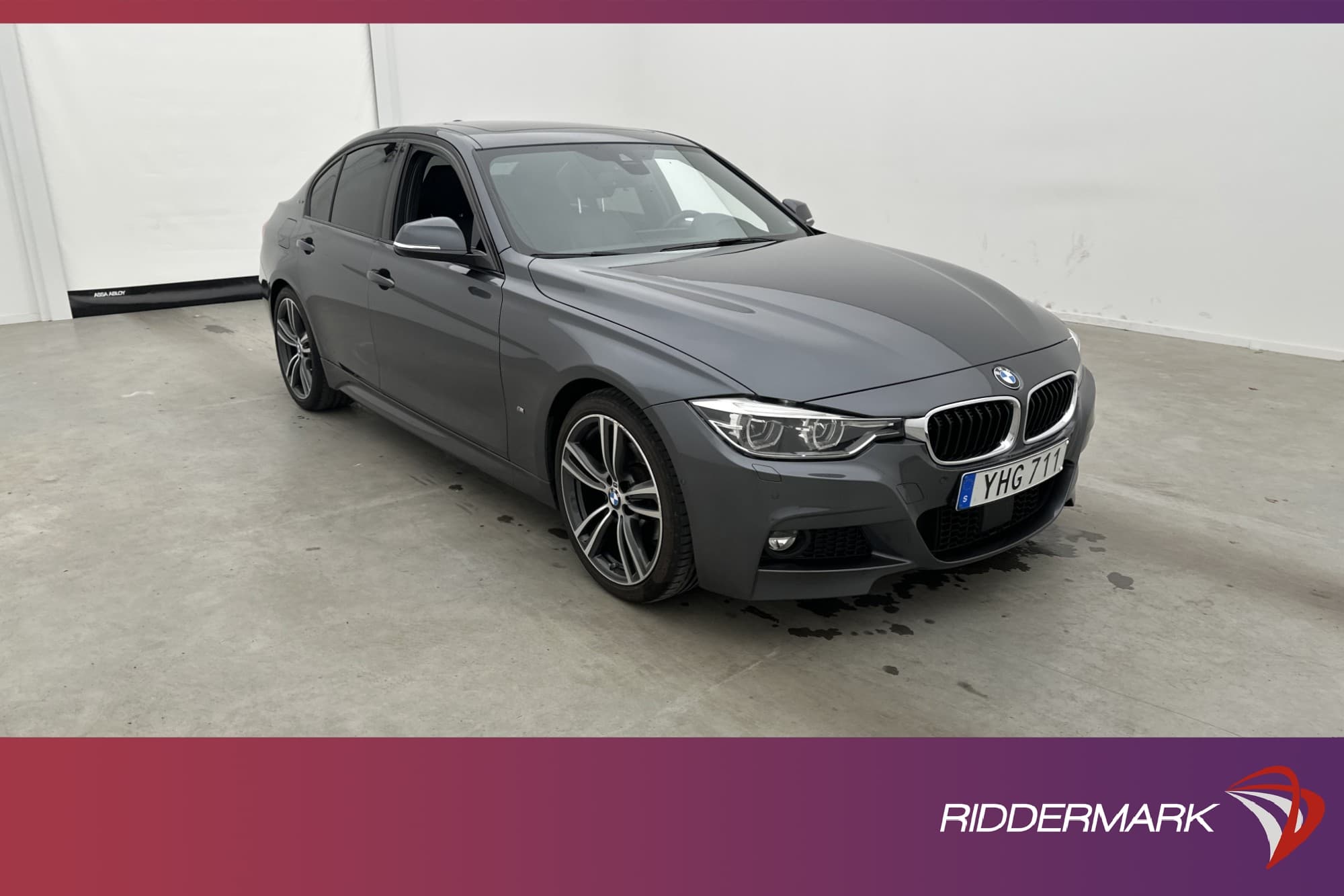 BMW 330e Sedan 252hk