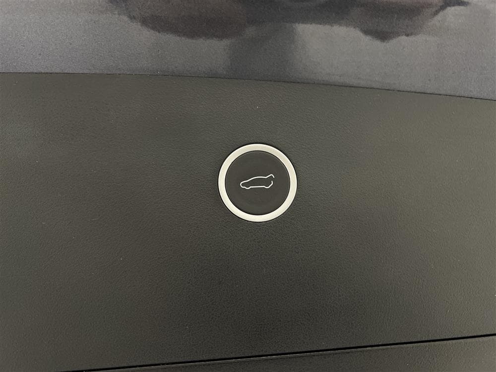 Tesla Model X 100D 423hk Dragkrok FSD Kolfiber Moms Leasbarinteriör