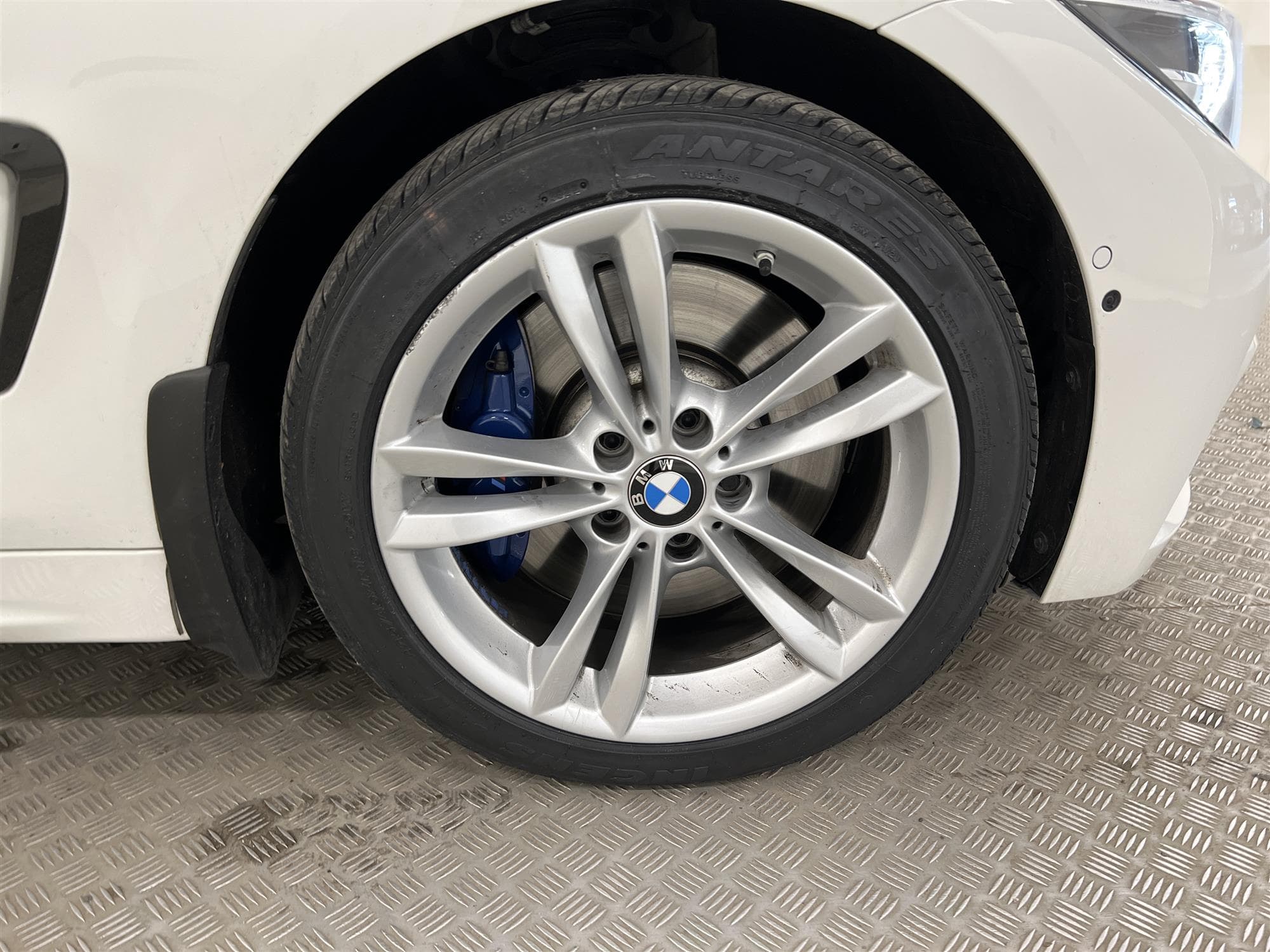 BMW 430d xDrive 258hk M Sport H/K HUD Cockpit Navi Drag 