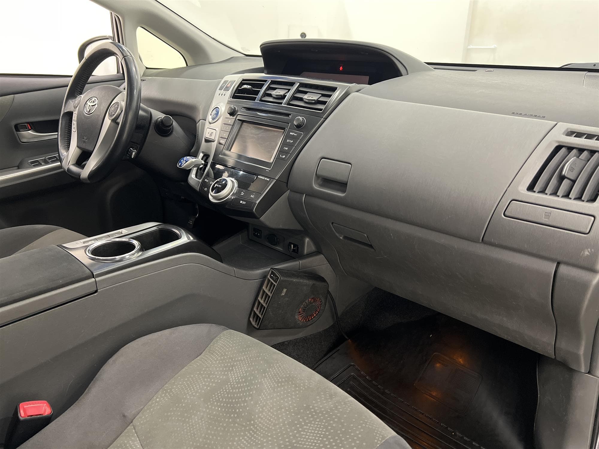 Toyota Prius+ Hybrid 136hk 2 Brukare 7 Sits Pano Navi M-Värm