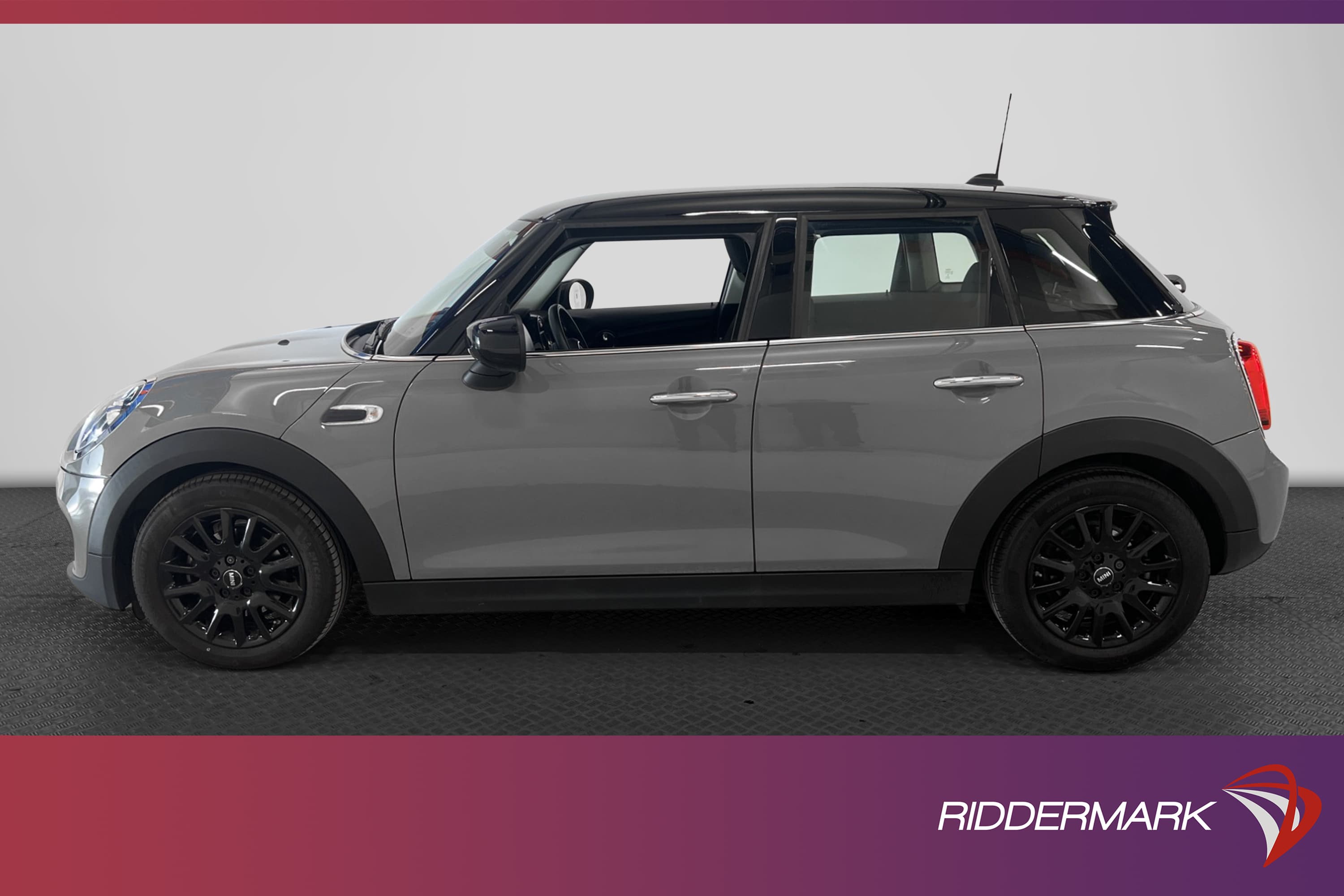 MINI Cooper DCT 136hk