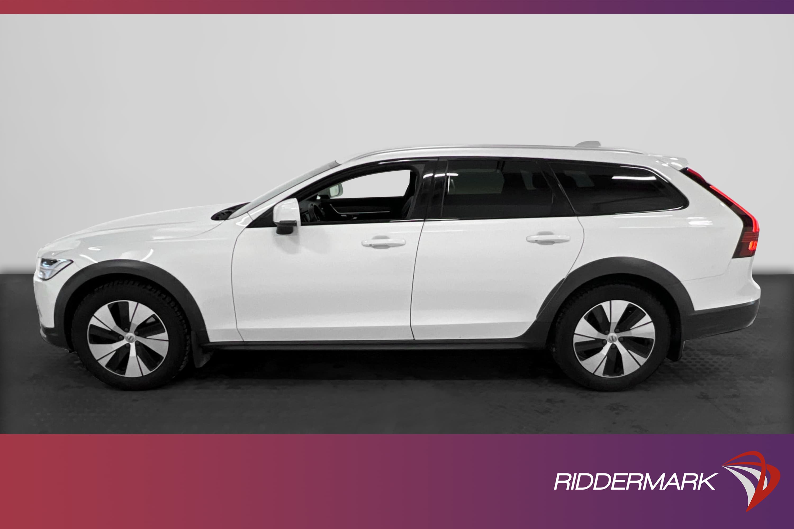 Volvo V90 Cross Country D4 AWD