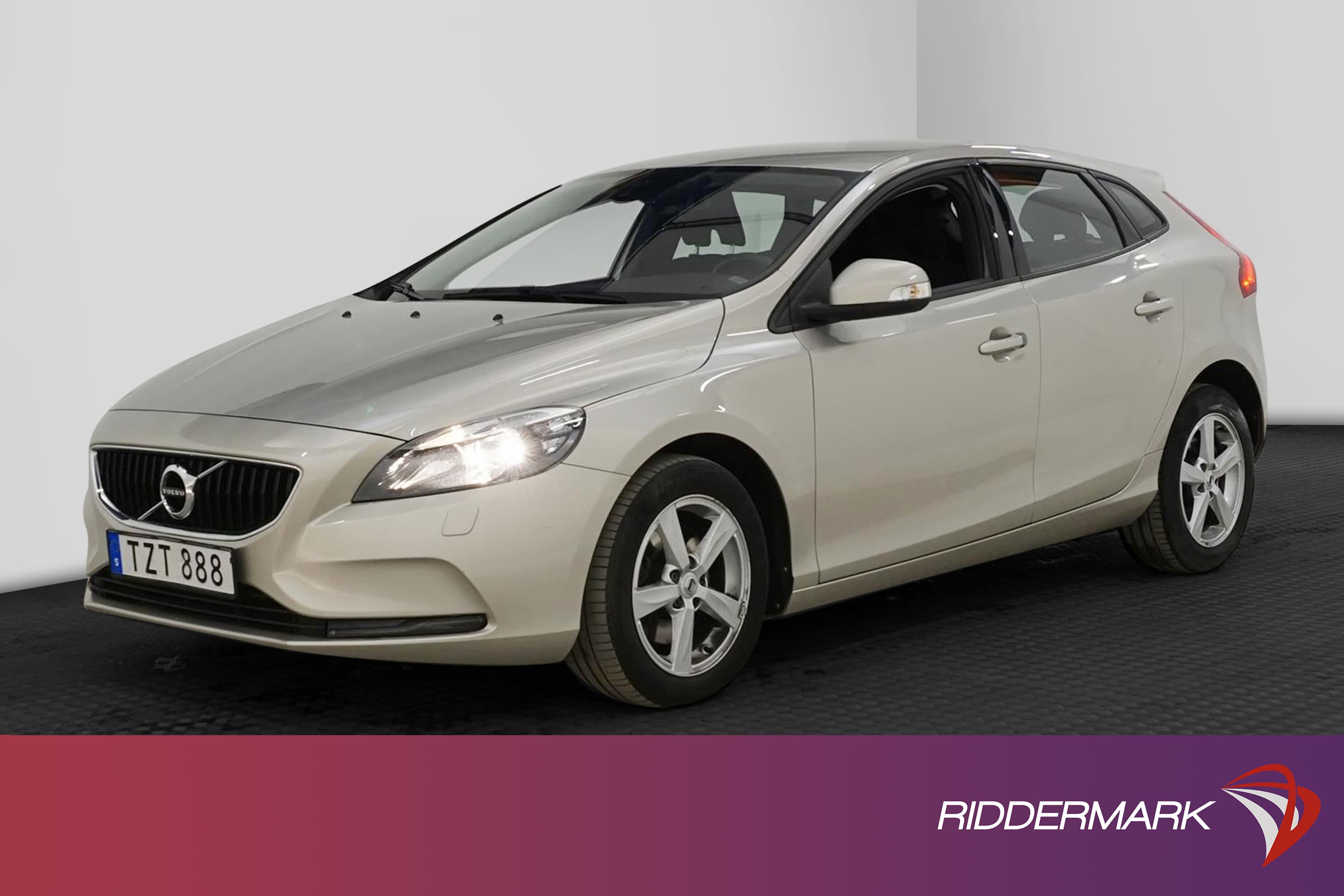 Volvo V40 T3 152hk