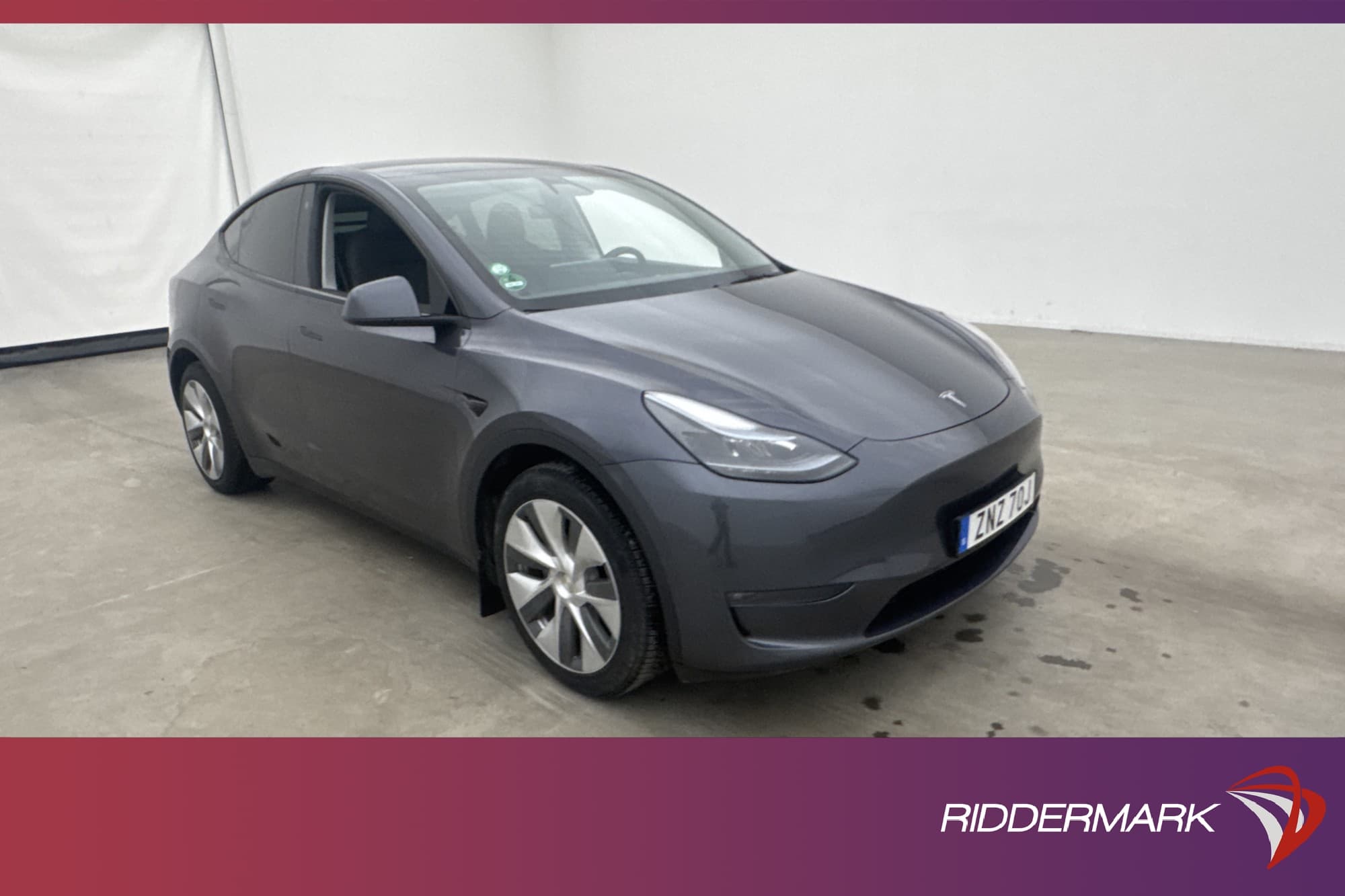 Tesla Model Y Long Range AWD