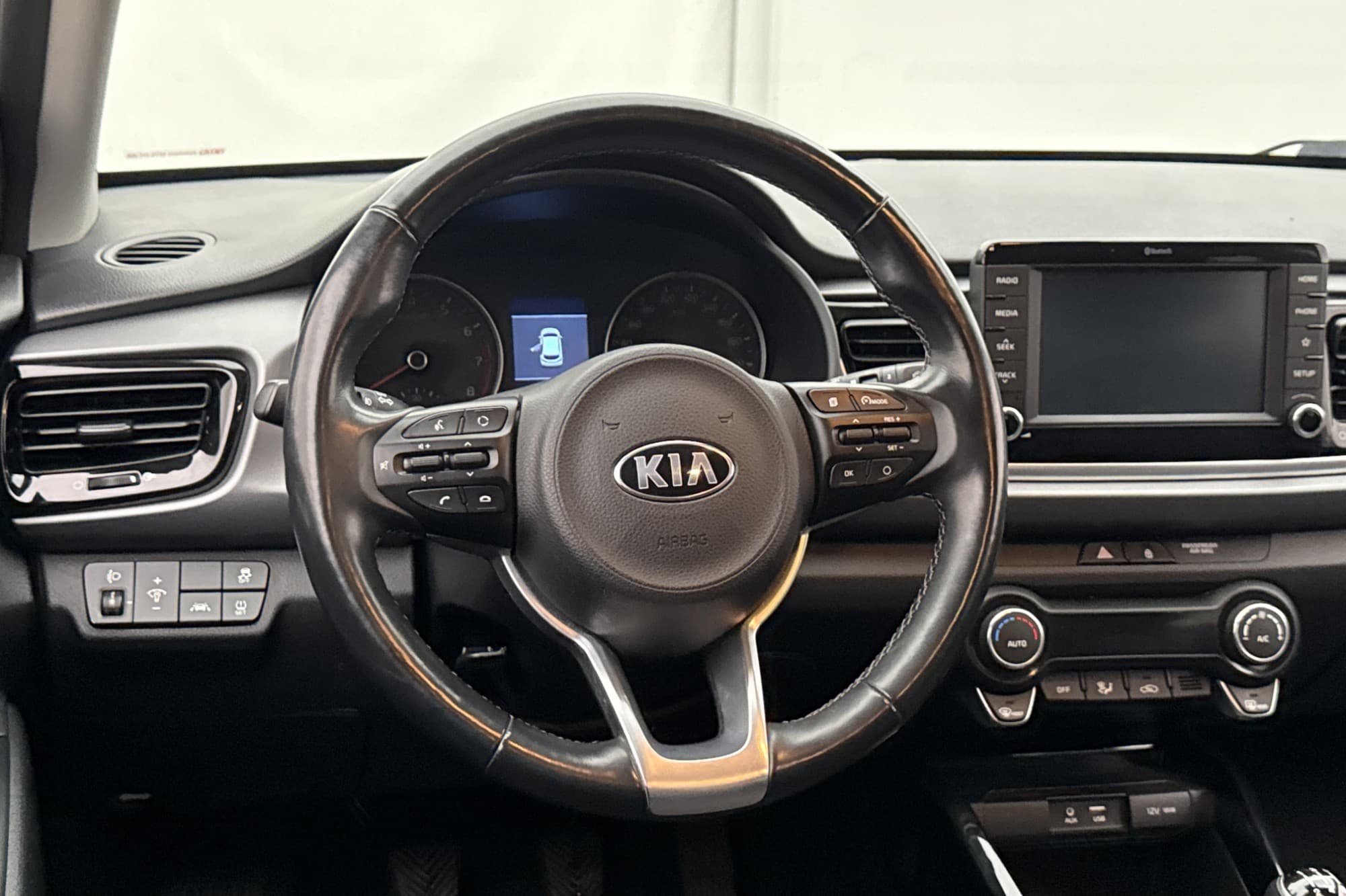 Kia Rio 1.2 84hk GLS Kamera CarPlay Sensorer