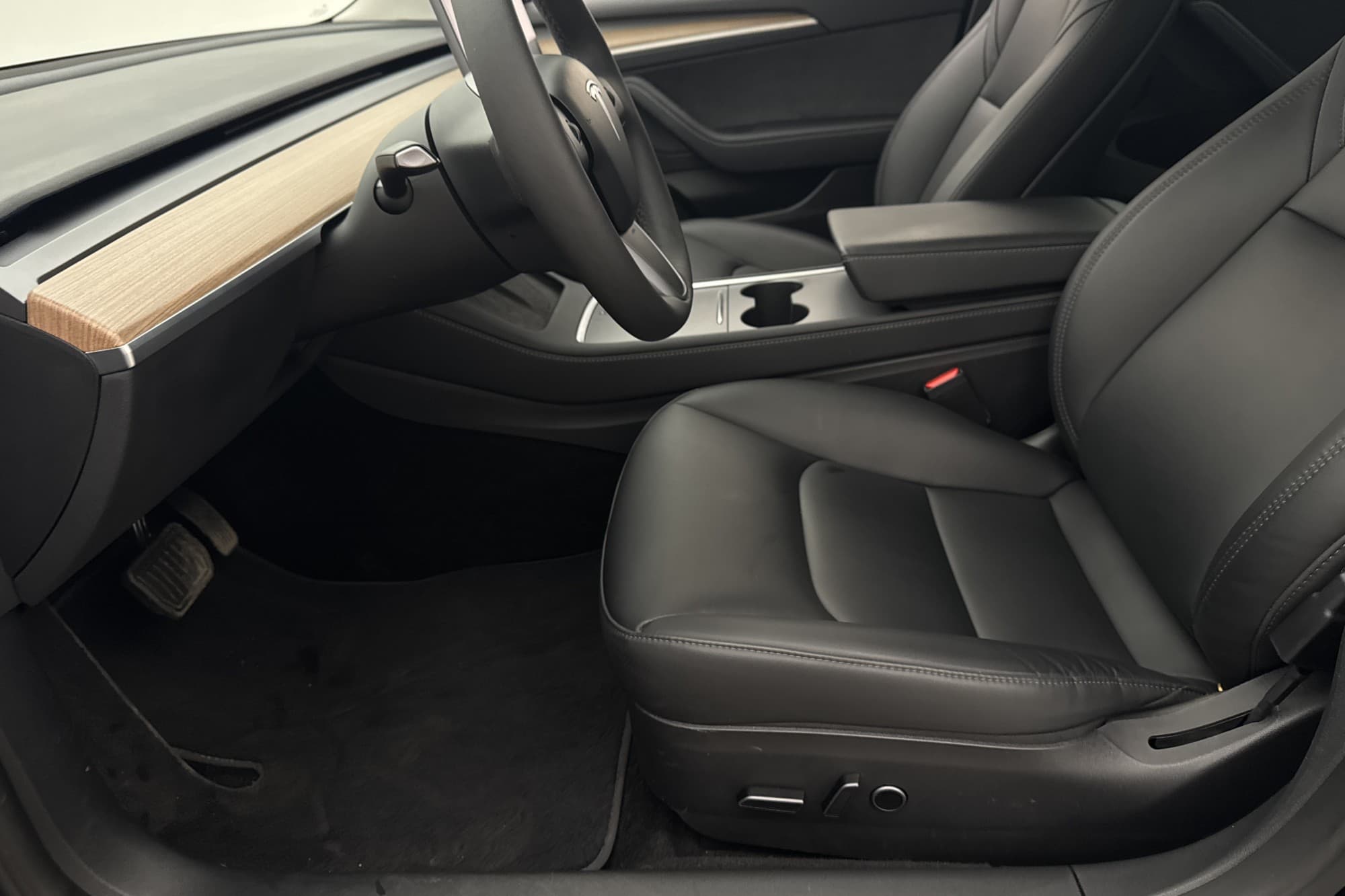 Tesla Model 3 Standard Range Svensksåld Autopilot Rattvärme