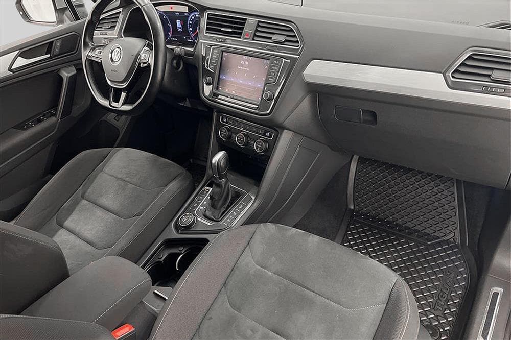 Volkswagen Tiguan 4M 190hk GT Värmare Active info Draginteriör