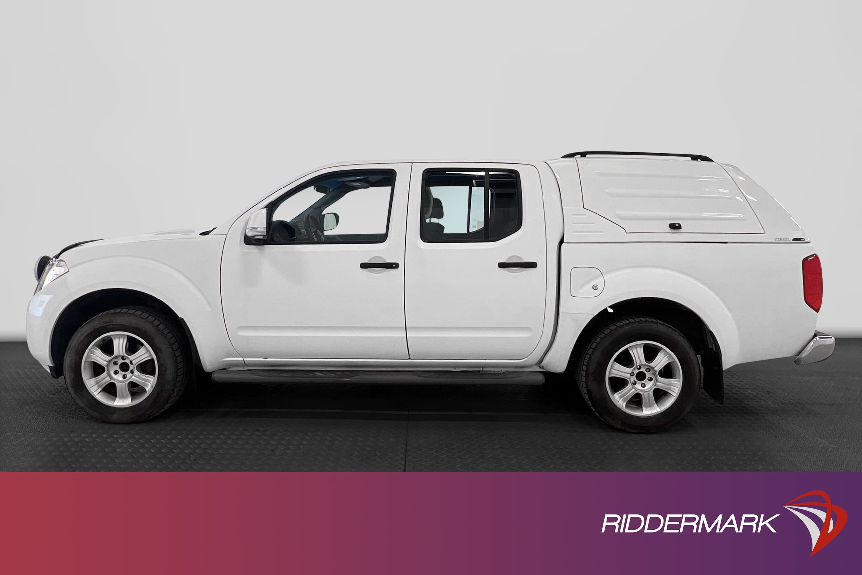 Nissan Navara 2.5dCi 4x4 190hk Värmare Dragkrok Kåpa