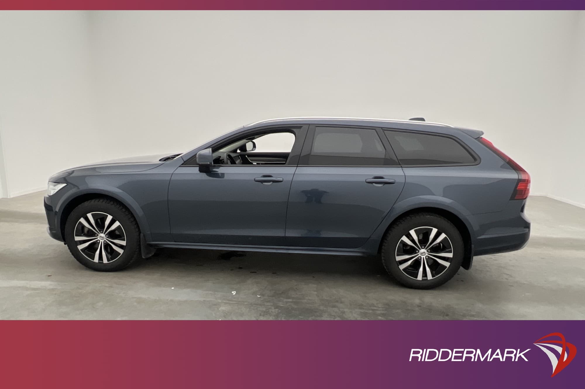 Volvo V90 Cross Country B4 AWD