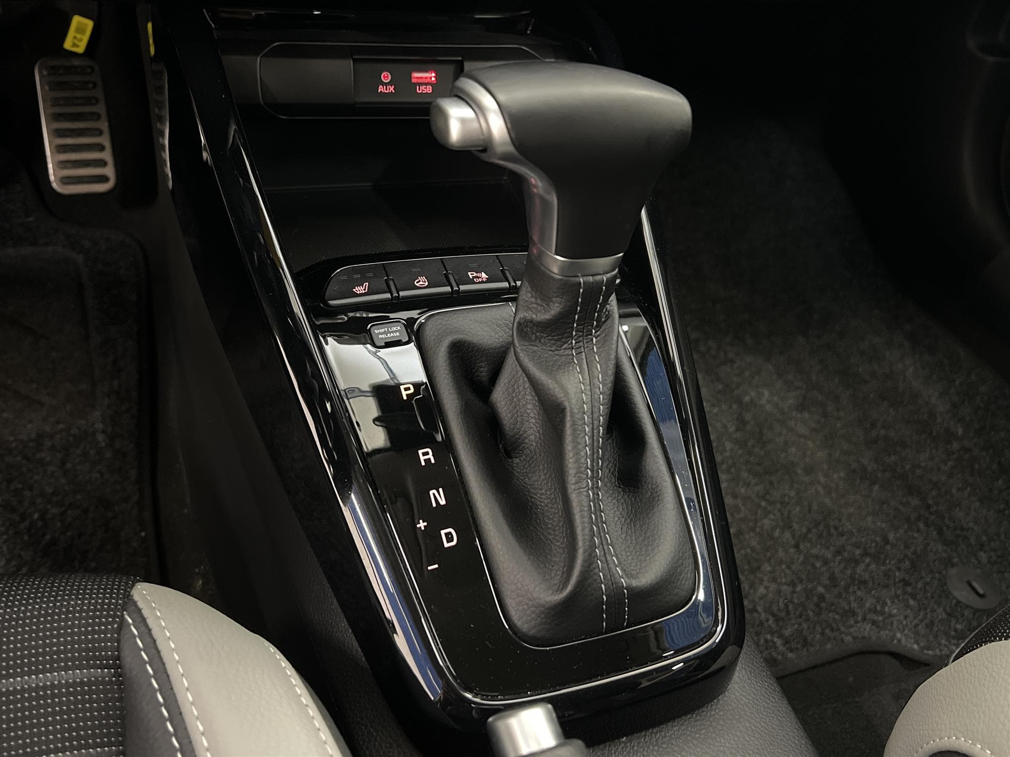 Kia Stonic 1.0 T-GDI 120hk  Dragkrok B-Kamera Carplay PDC 