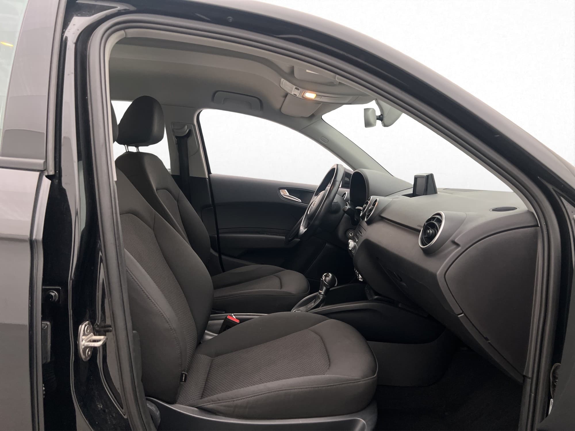 Audi A1 Sportback 1.0 TFSI 95hk S-Line Farthållare