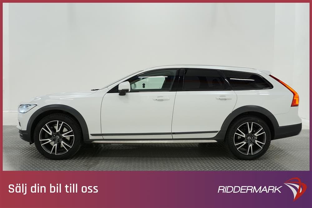 Volvo V90 D4 Cross Country AWD VOC D-värm Pano H/K Bkam Momsexteriör