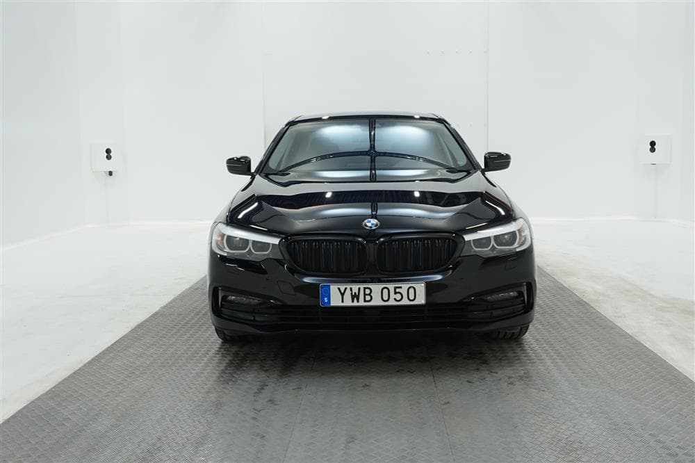 BMW 530e