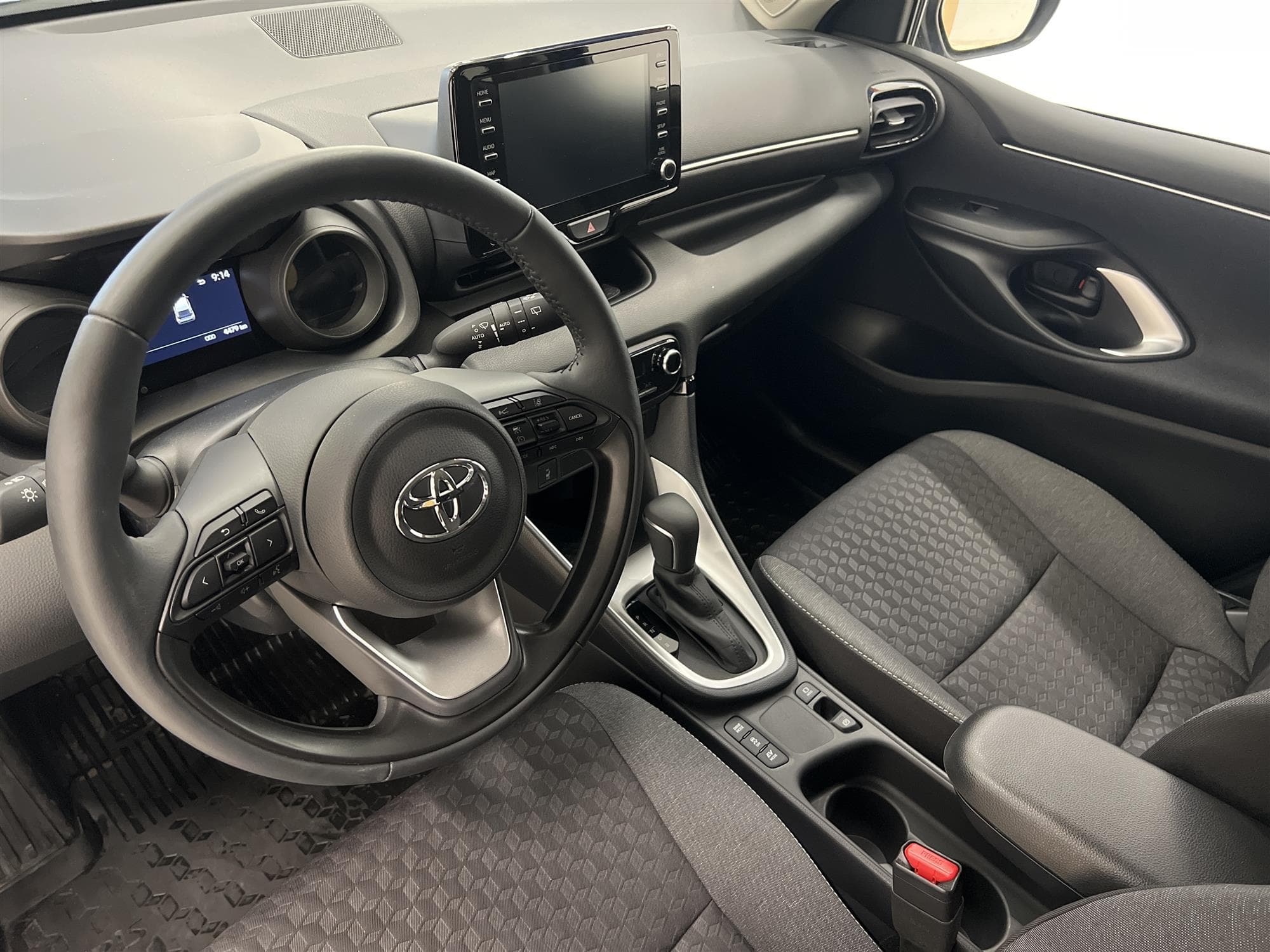 Toyota Yaris Hybrid CVT 116hk B-Kam 0,41L/mil