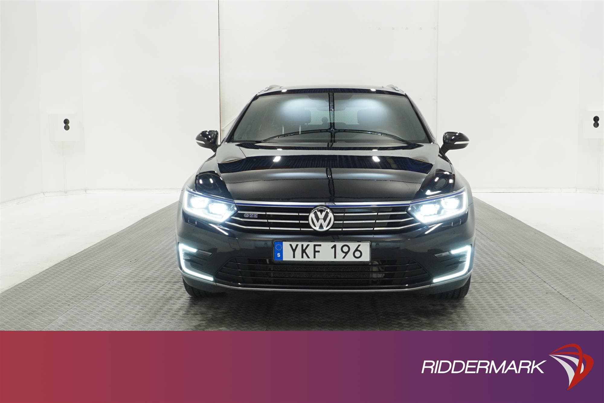 Volkswagen Passat GTE 218hk
