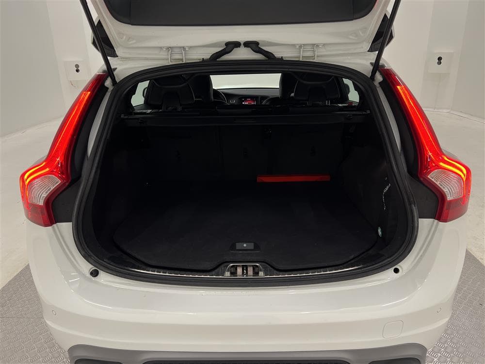 Volvo V60 D3 150hk R-Design VOC Värmare Sensorer 0,4l/mil
