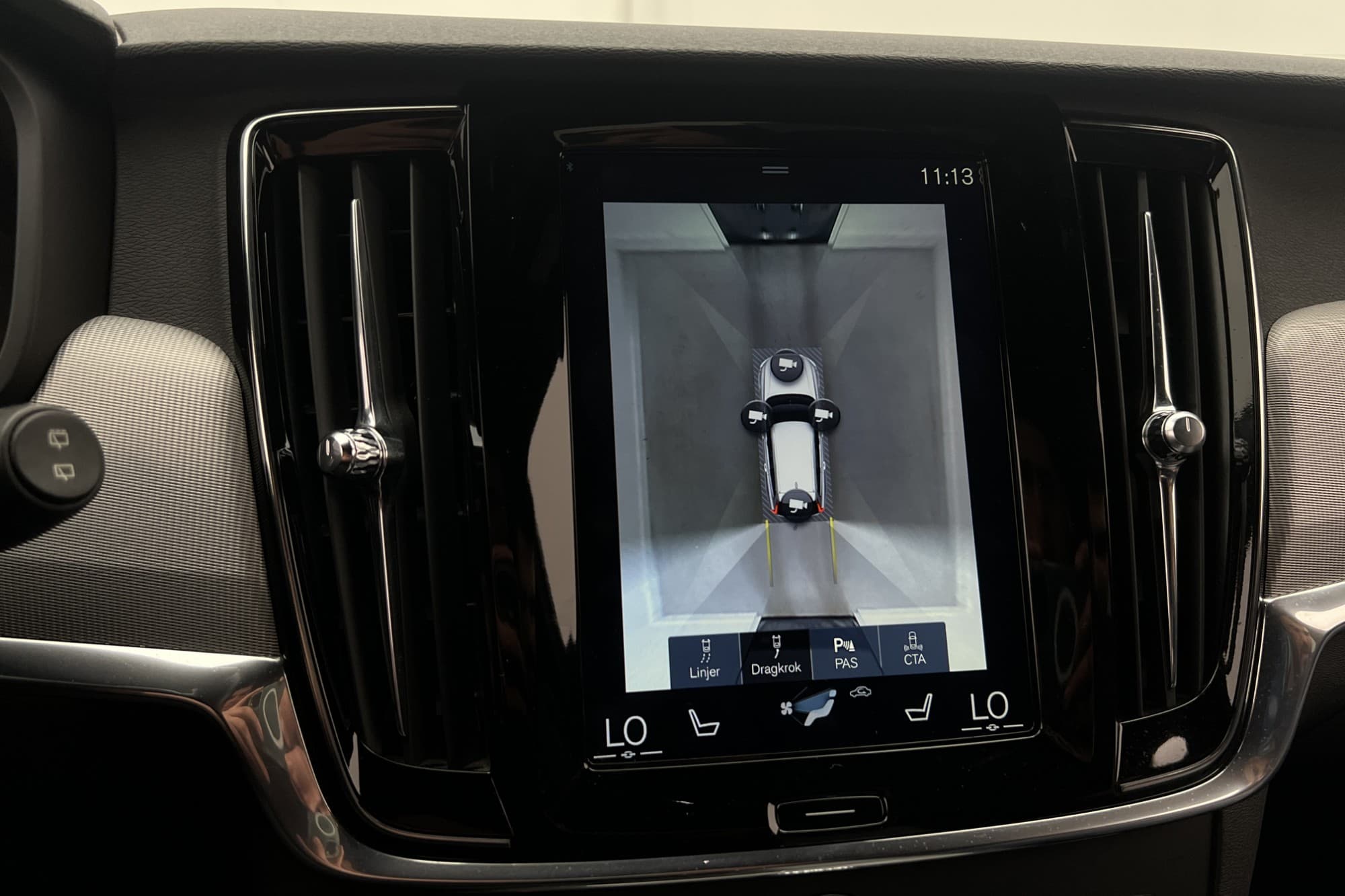 Volvo V90 D4 R-Design VOC 360 Drag Värmare BLIS Välservad