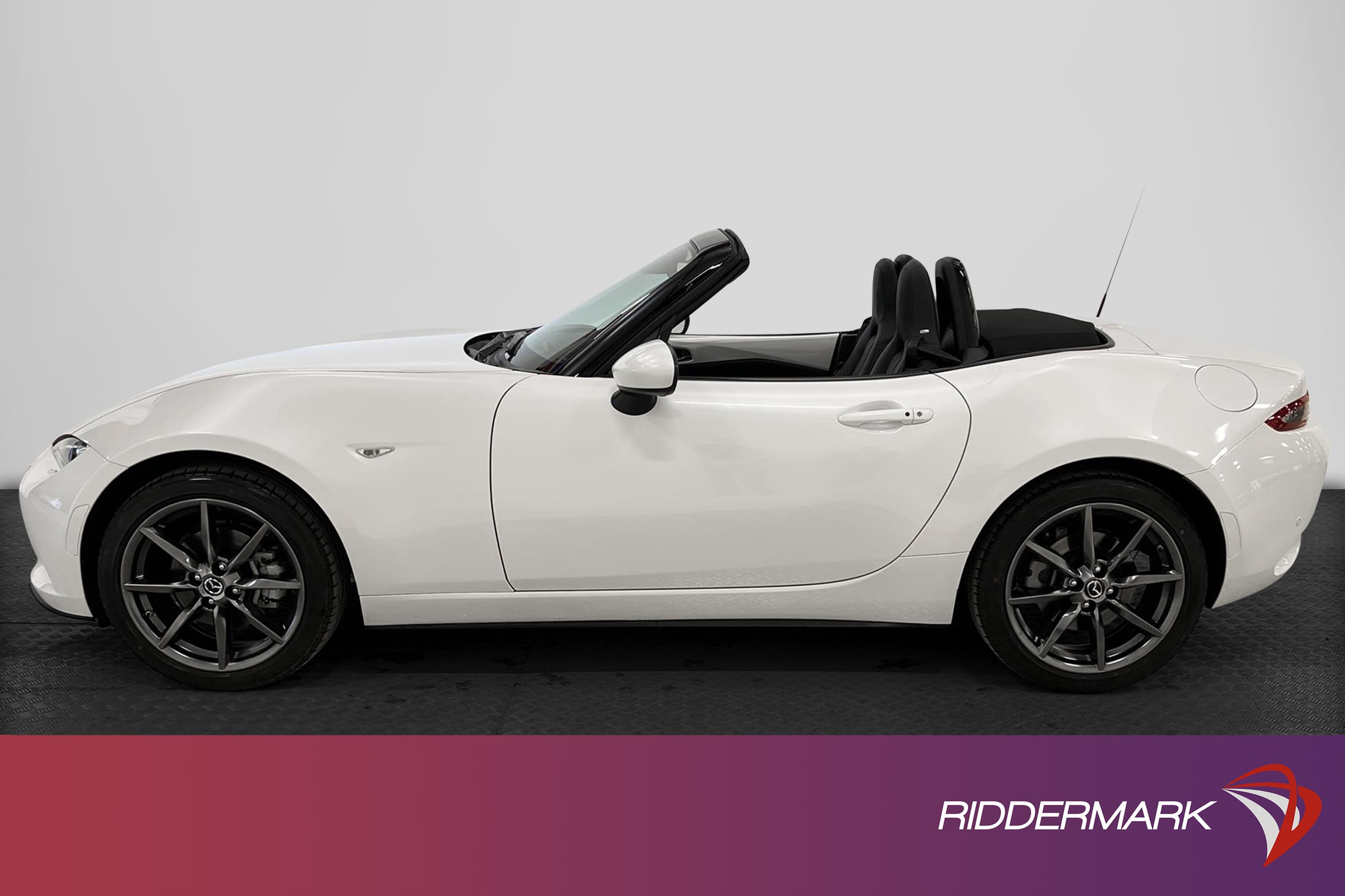 Mazda MX-5 2.0 SKYACTIV-G BOSE Skinn Keyless Nyservad Lågmil