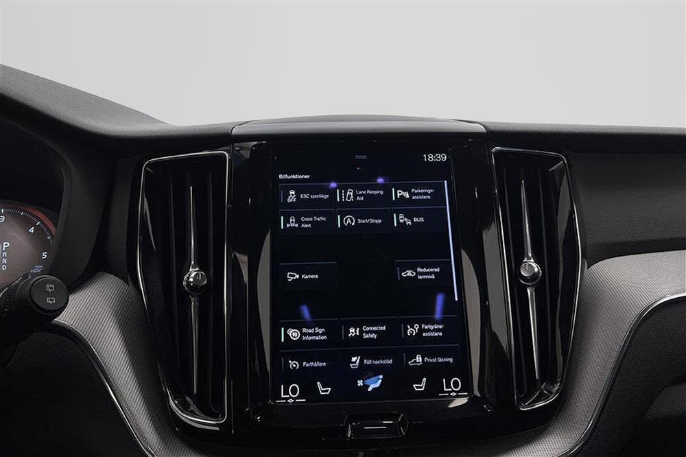 Volvo XC60 D4 AWD R-Design Voc Värmare  Panorama Skinn Naviinteriör