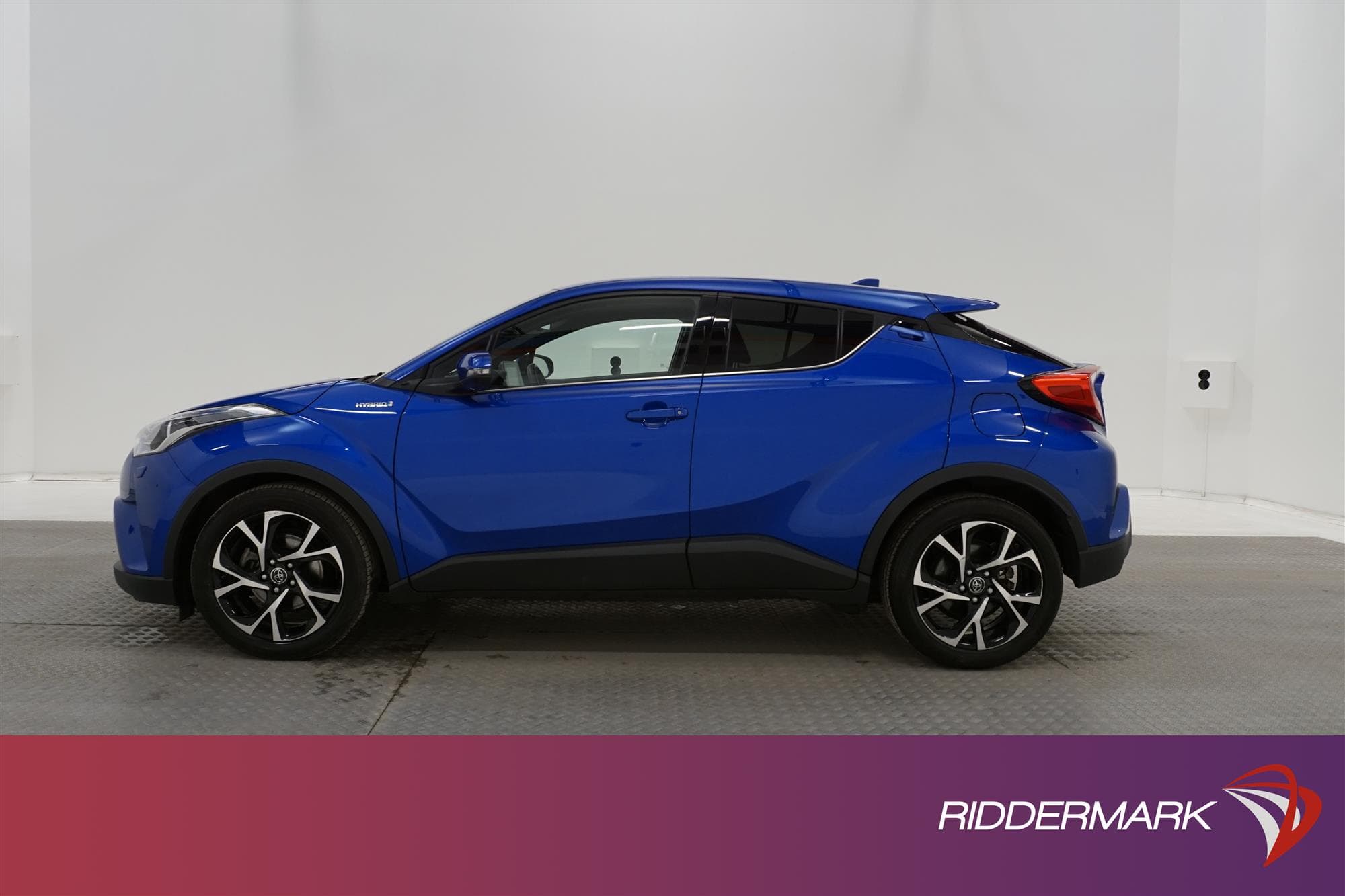 Toyota C-HR Hybrid CVT 122hk B-Kam Låg Skatt 0,38L/mil