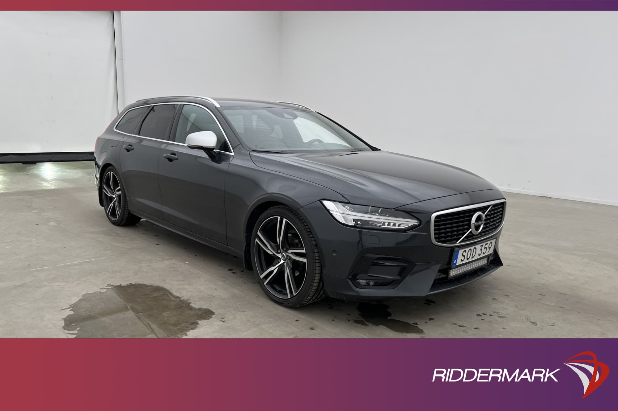 Volvo V90 D4 AWD