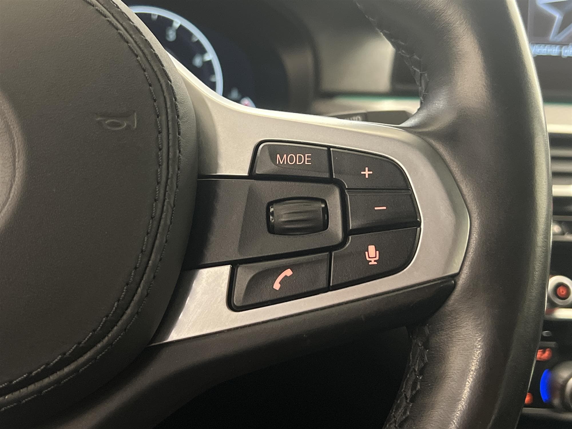 BMW 520d xDrive 190hk M Sport 1 Bruk MOMS Navi Drag D-Värm