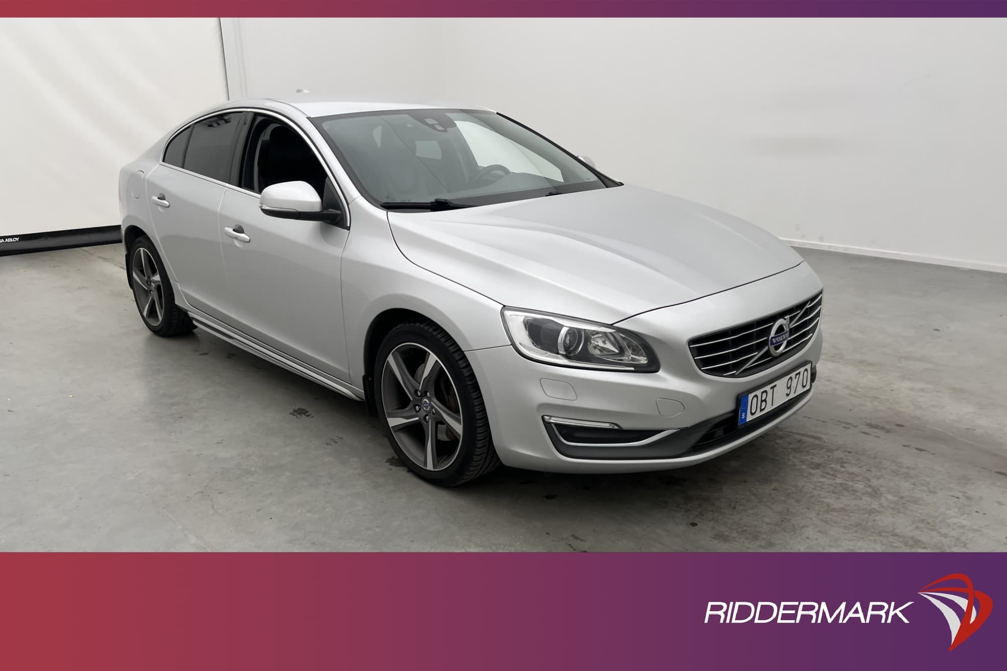 Volvo S60 D5 AWD Summum D-Värm Skinn PDC Keyless Drag