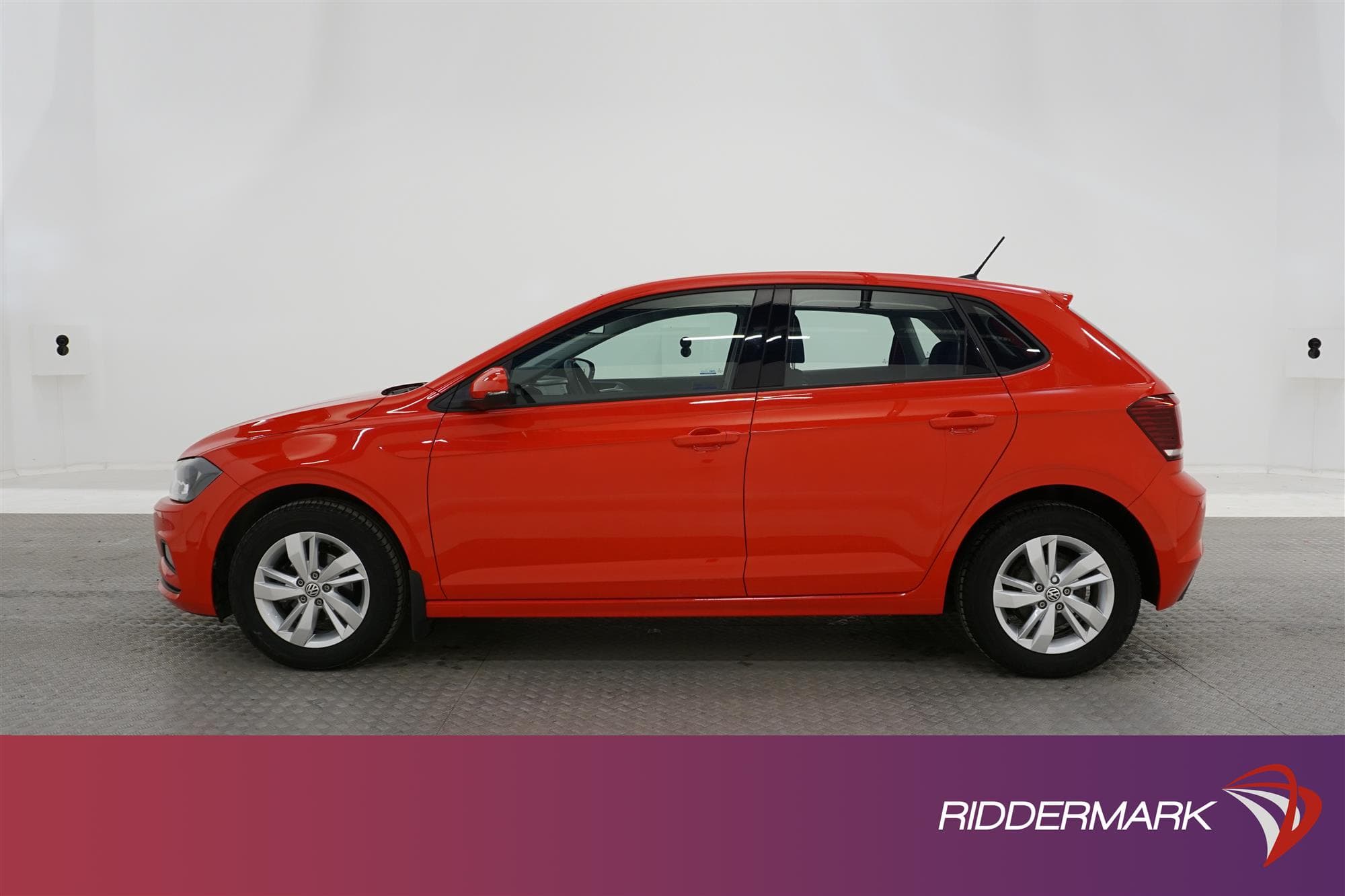 Volkswagen Polo 90hk 785MIL Navi Adaptiv Farthållare